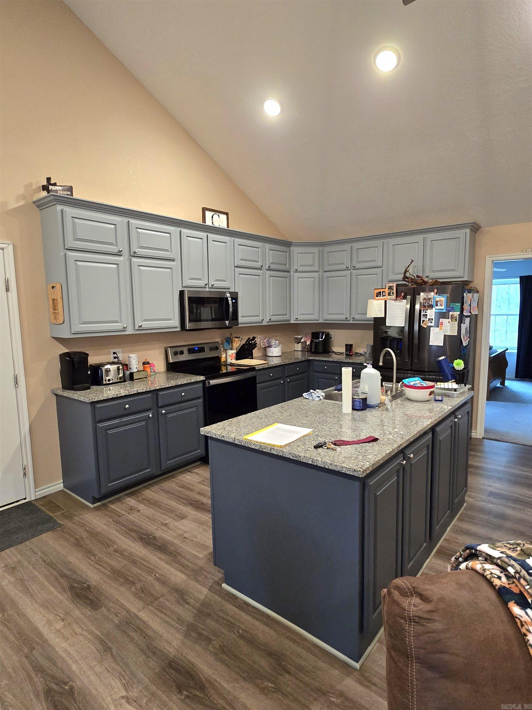 994 Sawmill Road Property Photo 20