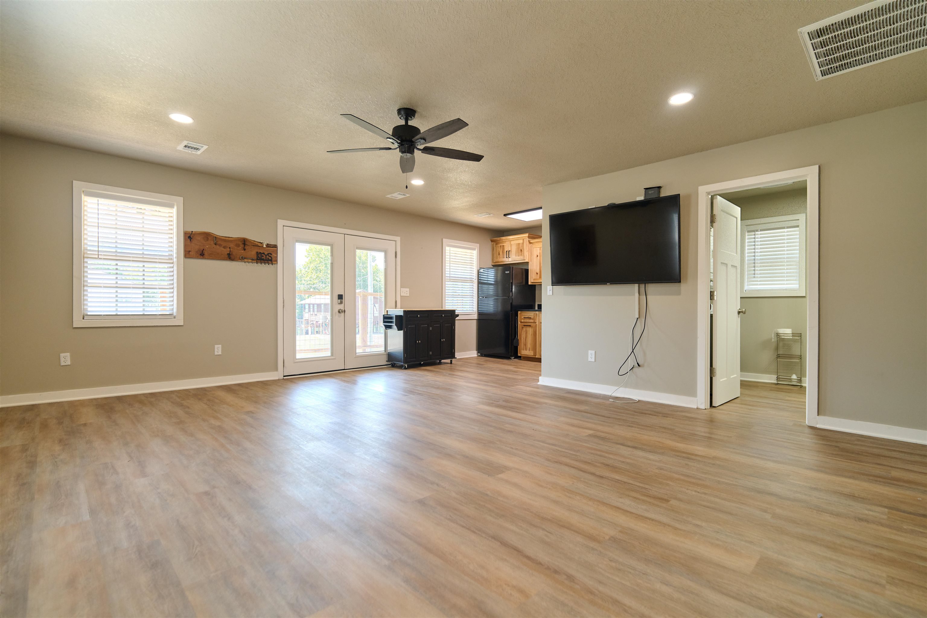 20 E Valley Dr Property Photo 29