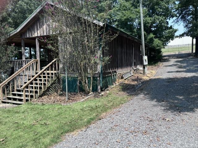 290 Lakeshore Drive Property Photo 3