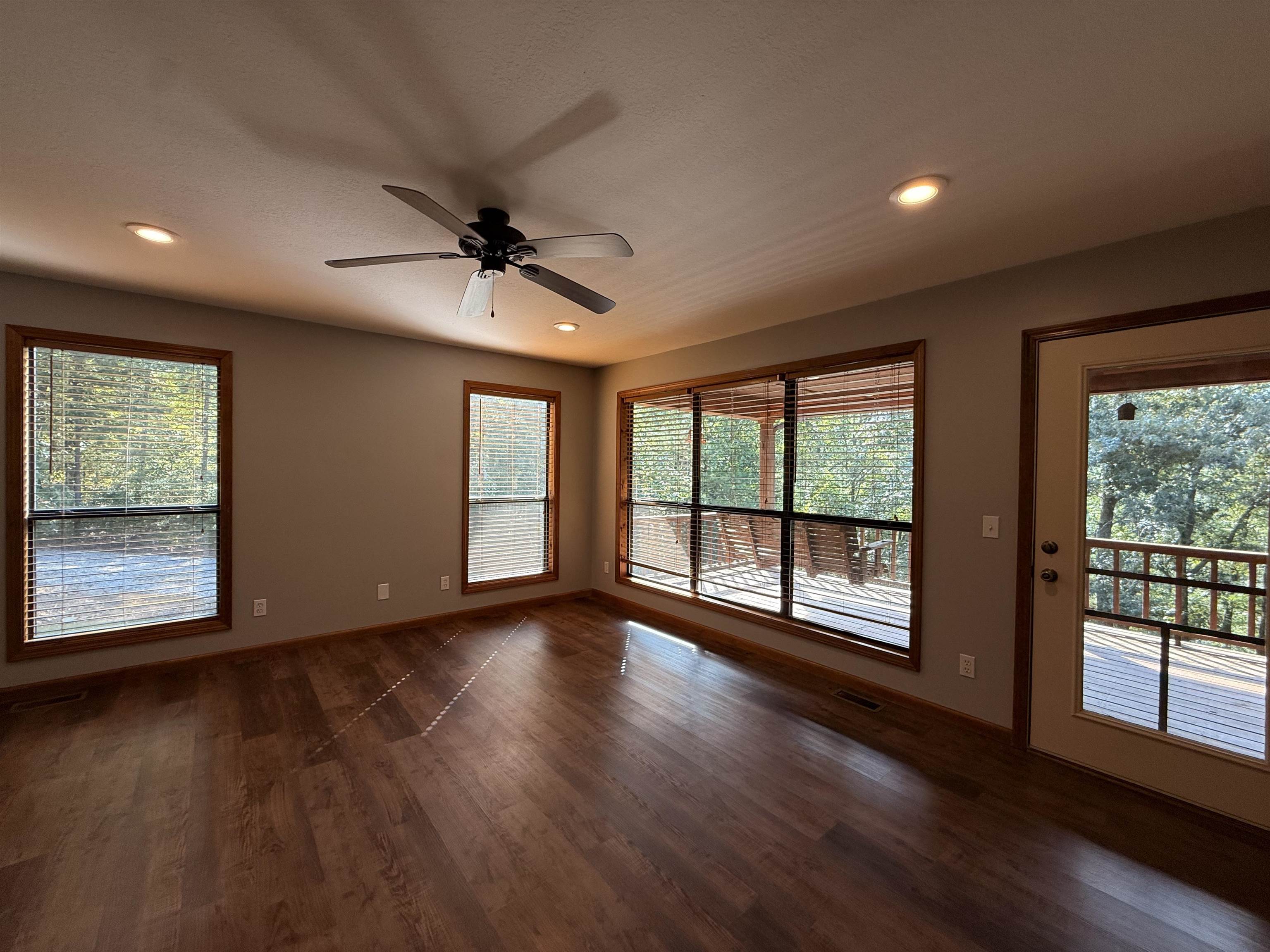 663 Heritage Oaks Drive Property Photo 13
