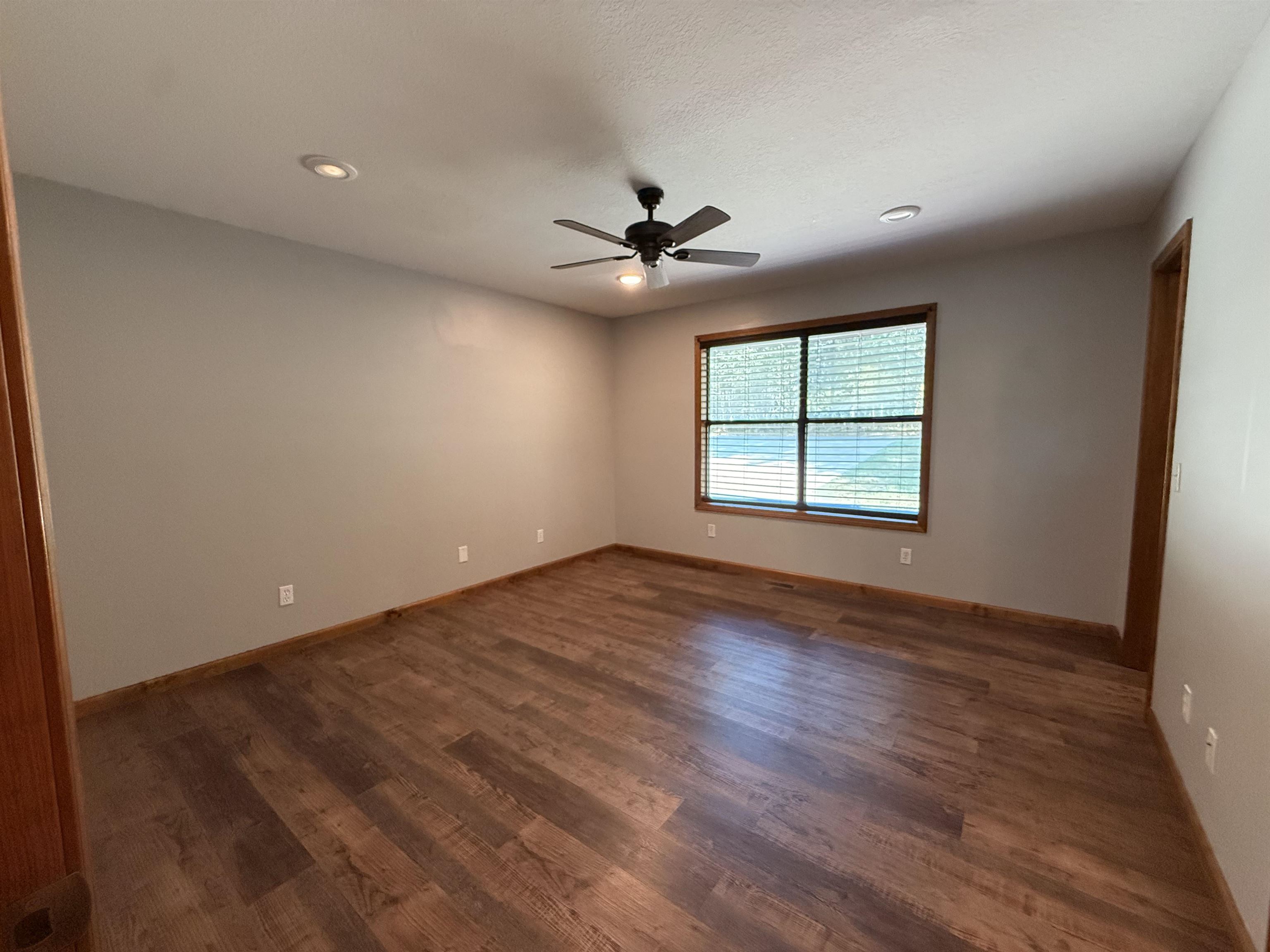 663 Heritage Oaks Drive Property Photo 23