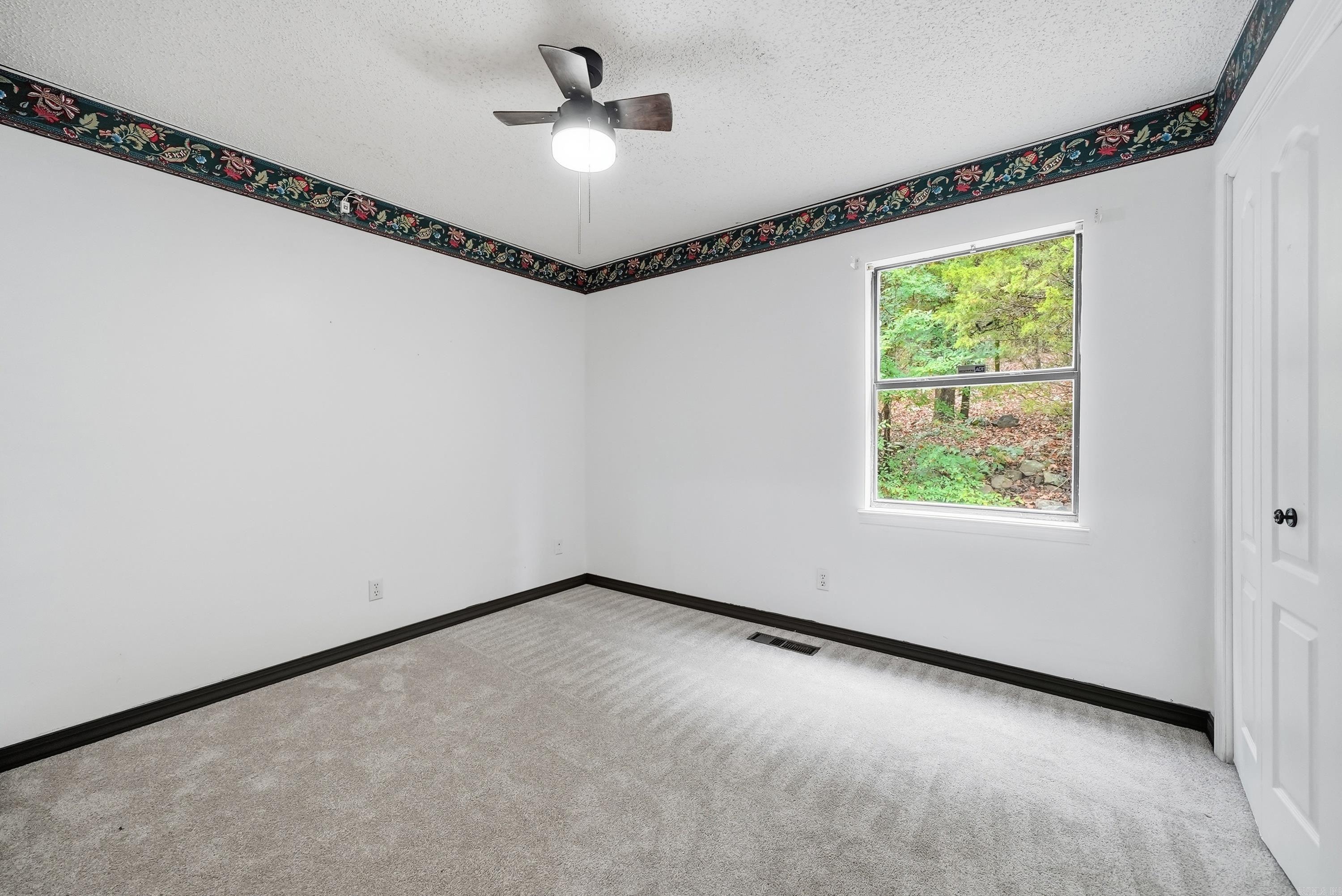 243 Pickles Gap Road Property Photo 23