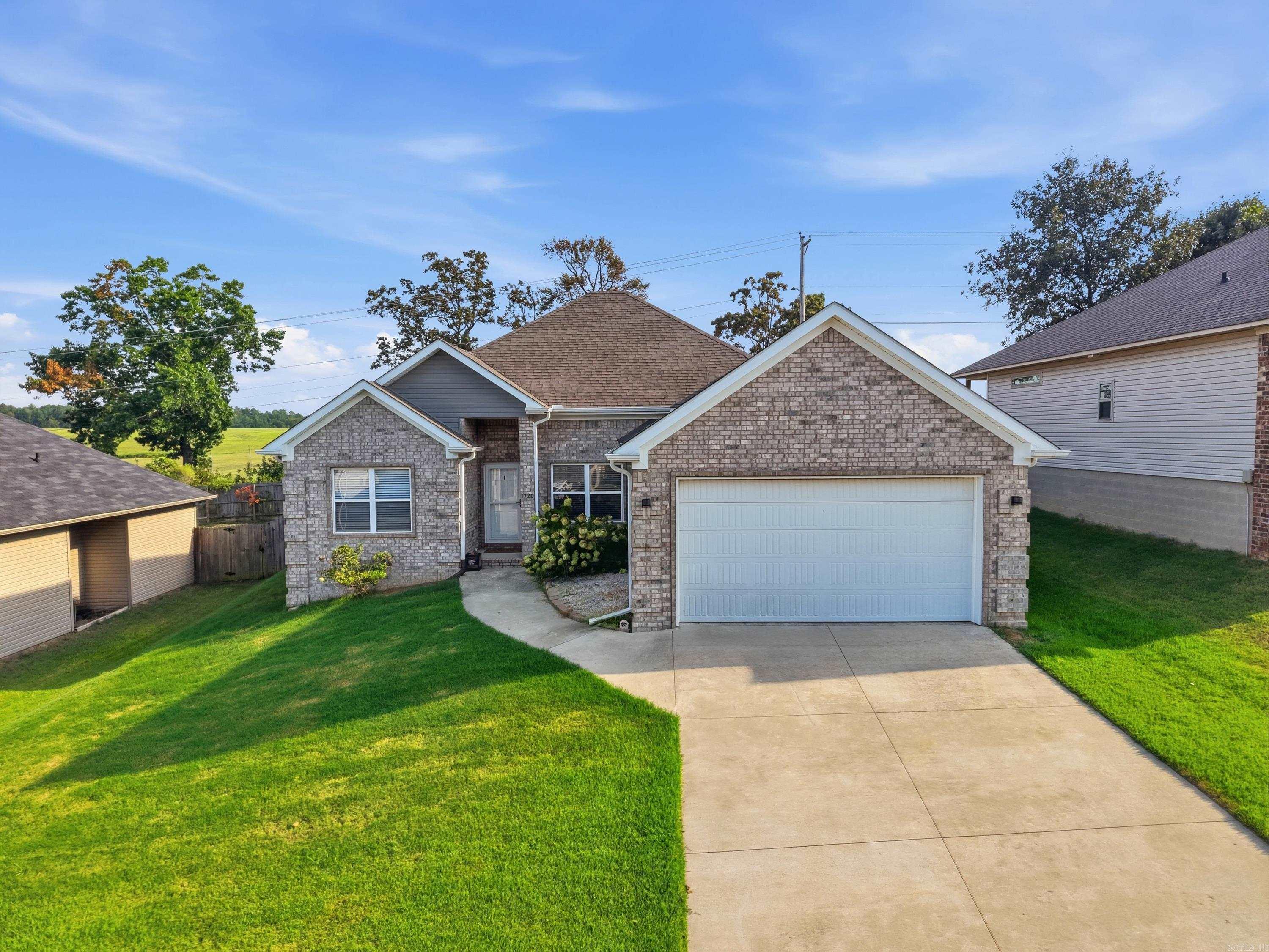1720 Whitehaven Drive