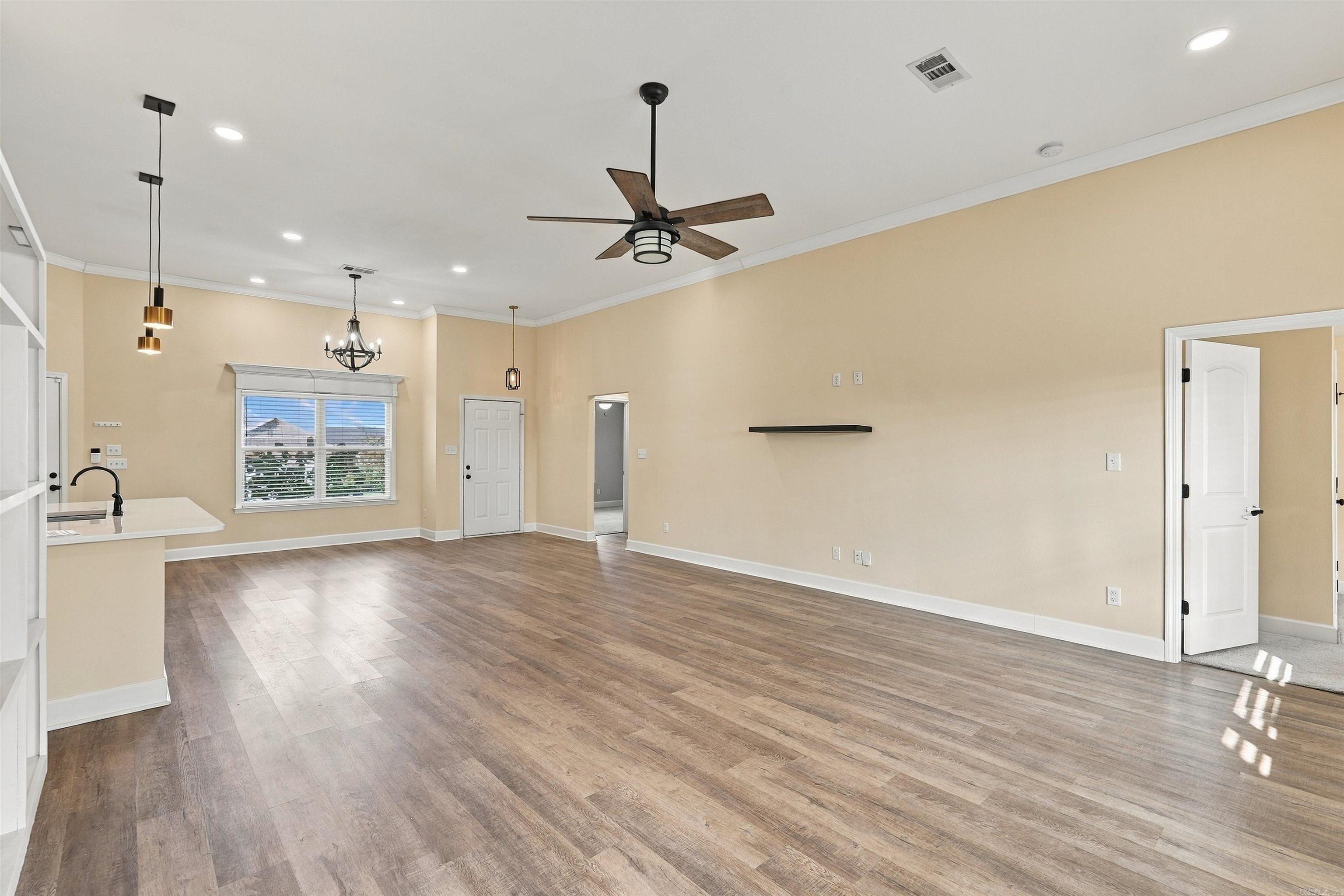 1720 Whitehaven Drive Property Photo 7