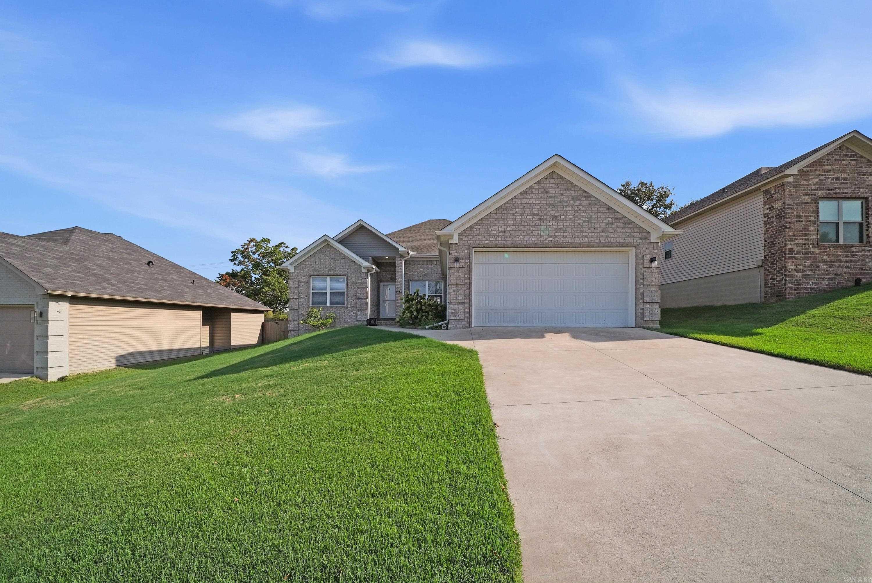1720 Whitehaven Drive Property Photo 8