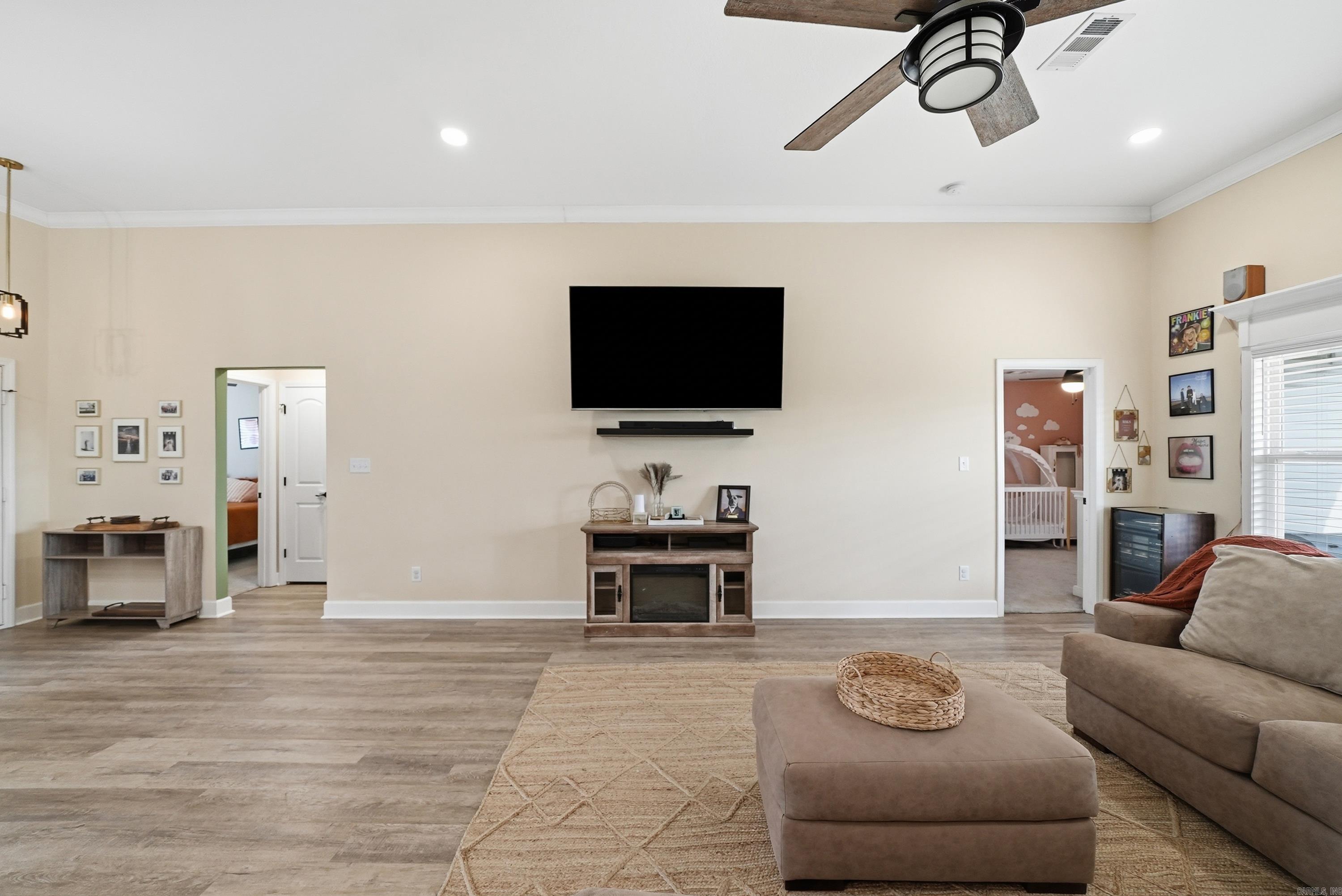 1720 Whitehaven Drive Property Photo 11