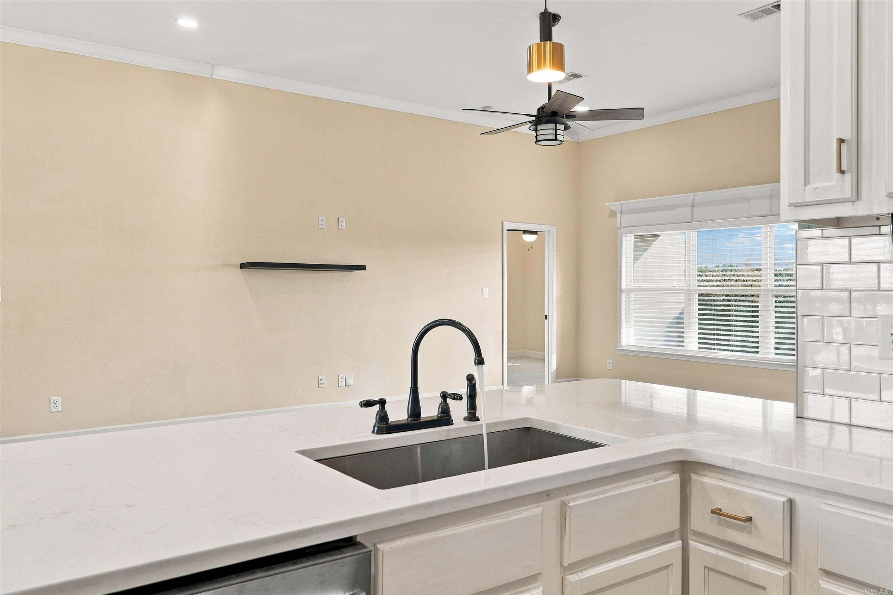 1720 Whitehaven Drive Property Photo 13