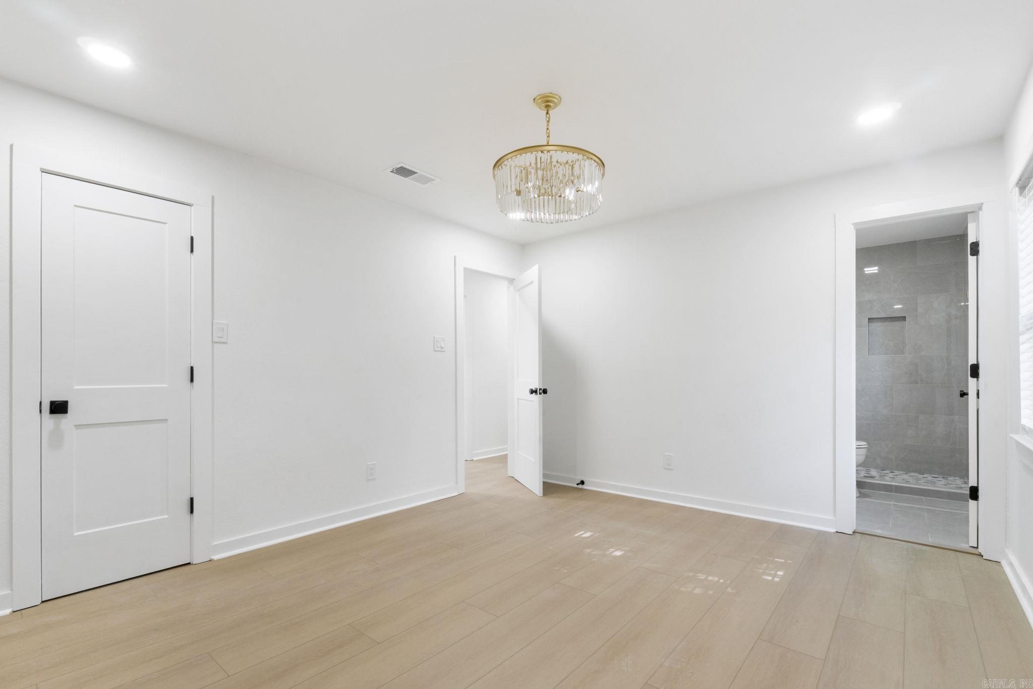68 Warwick Road Property Photo 25