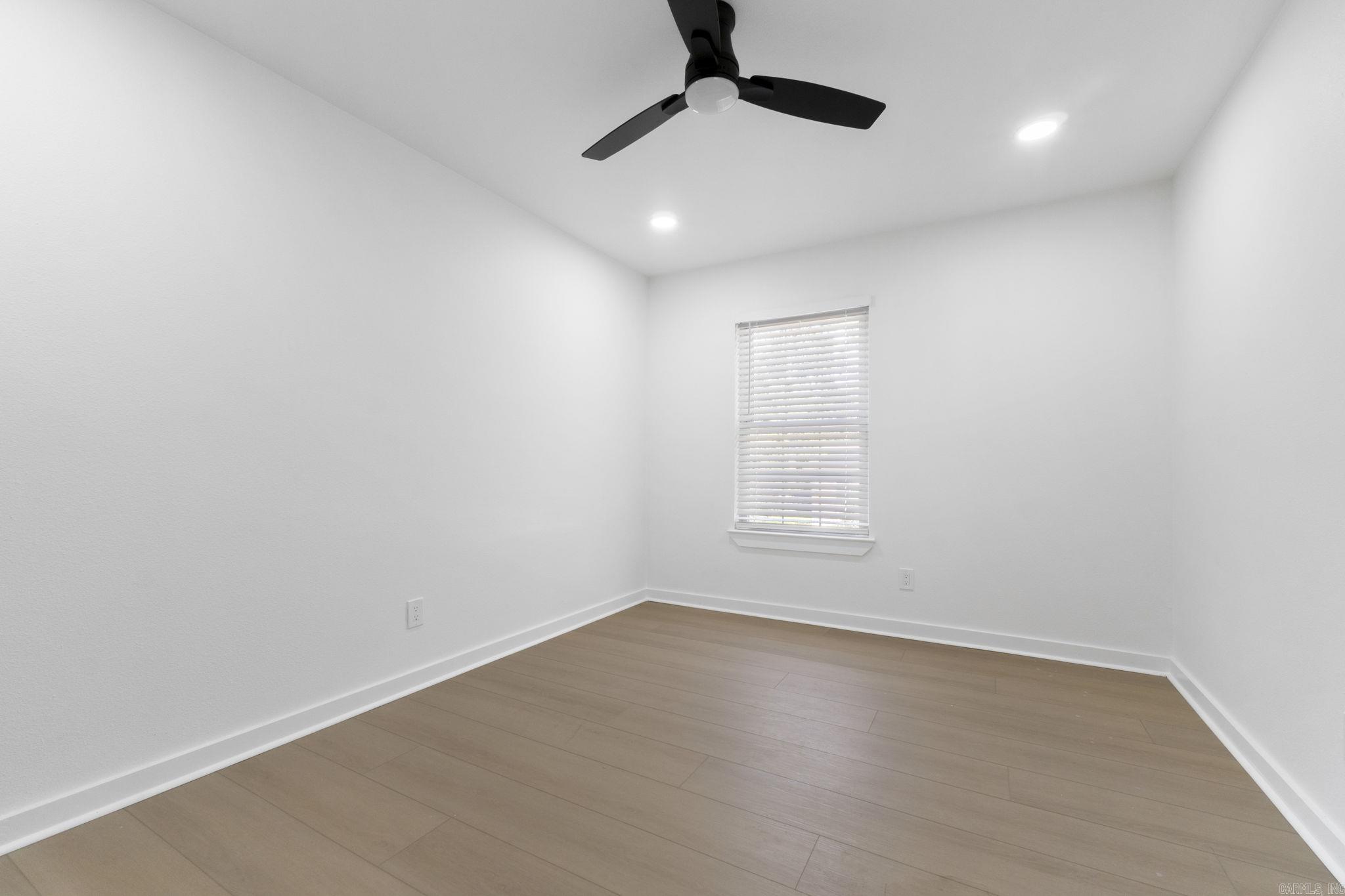 68 Warwick Road Property Photo 35
