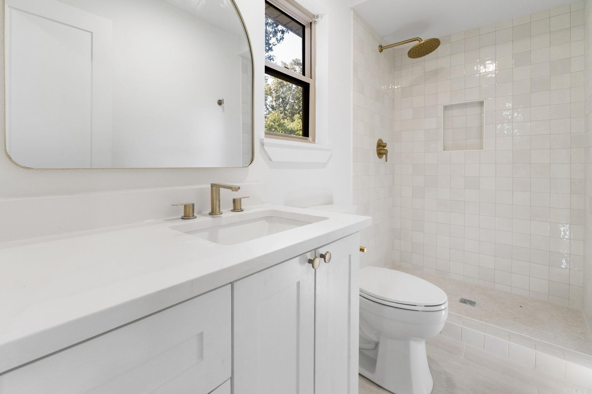 68 Warwick Road Property Photo 45