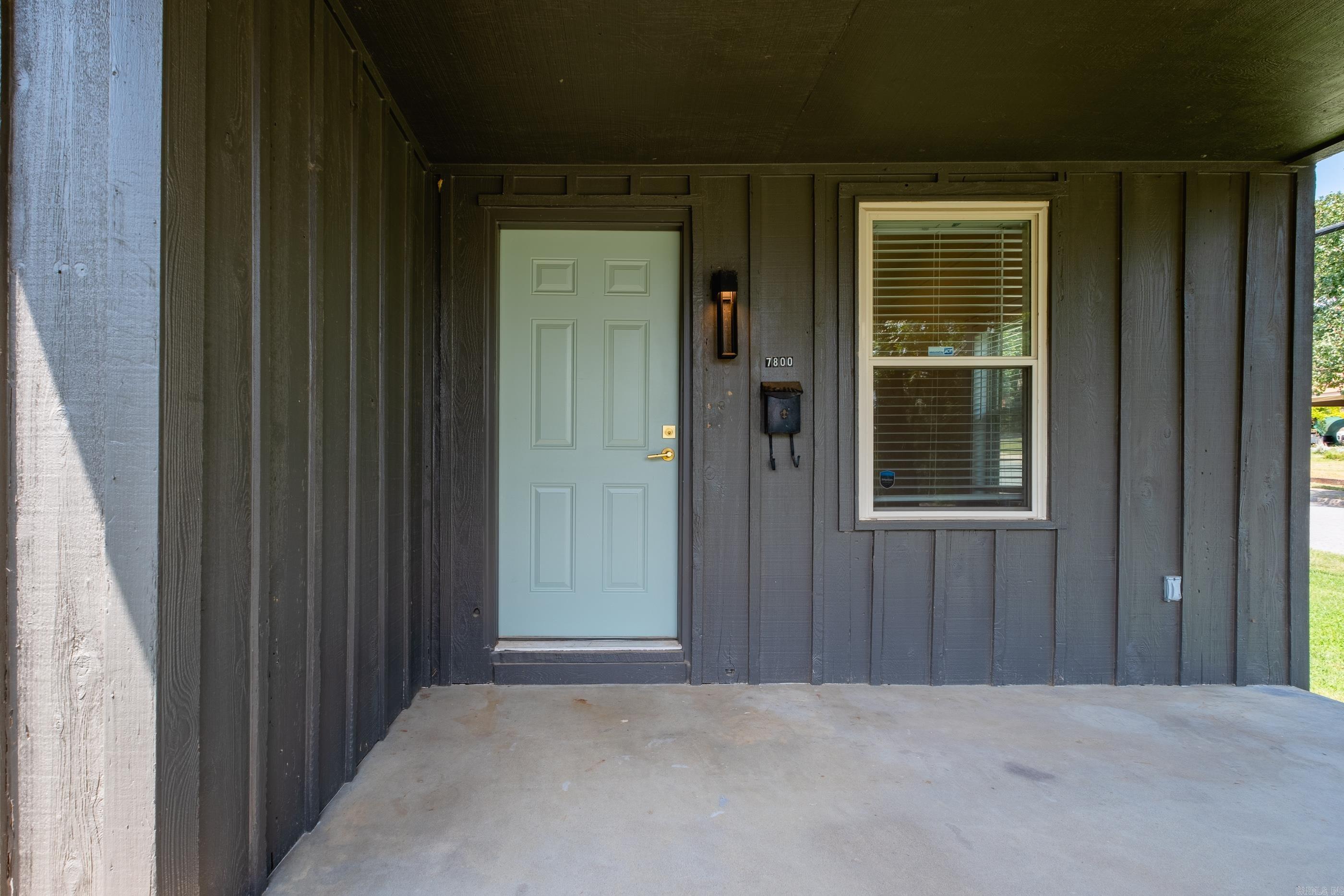 7800 Iowa Drive Property Photo 7