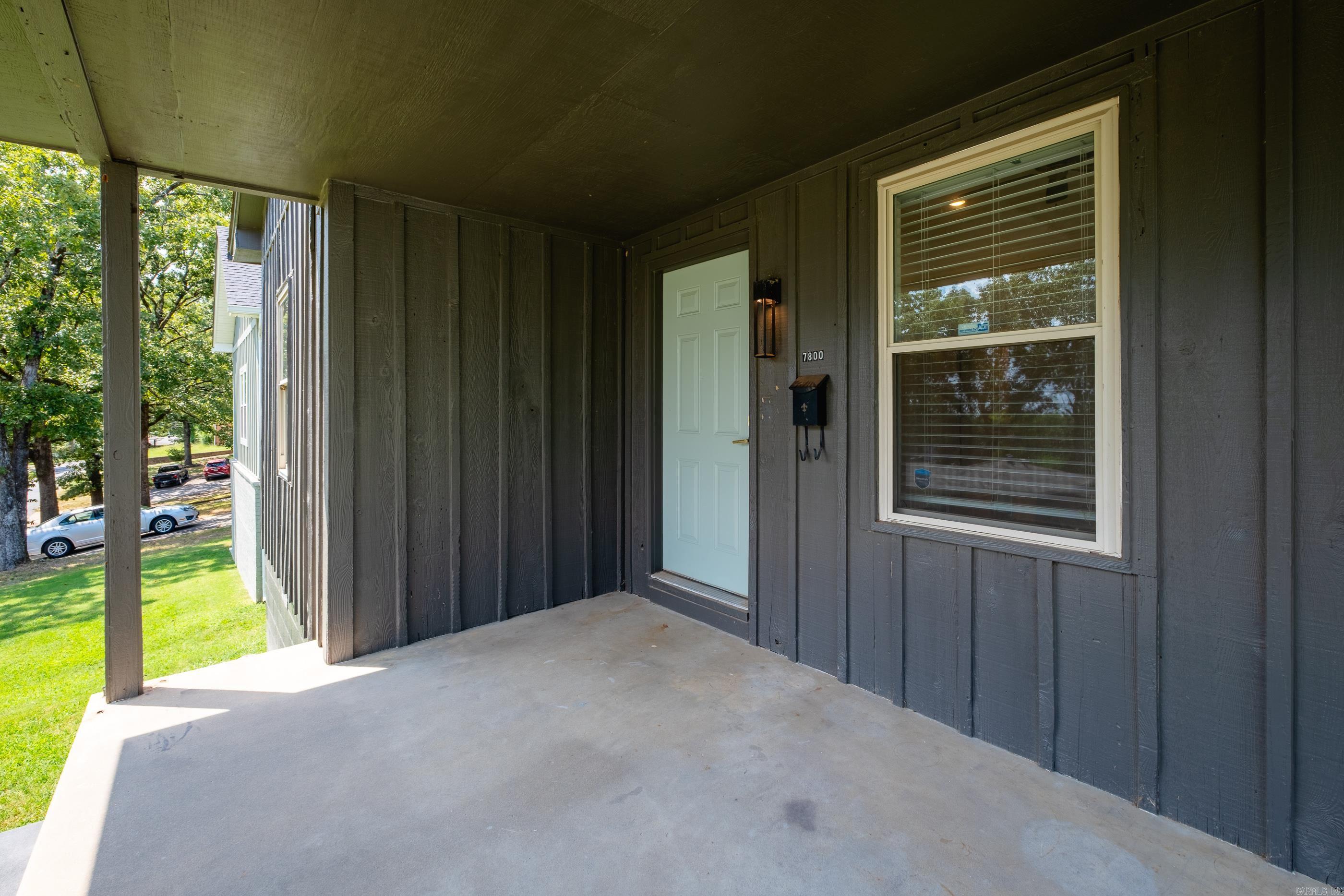 7800 Iowa Drive Property Photo 8
