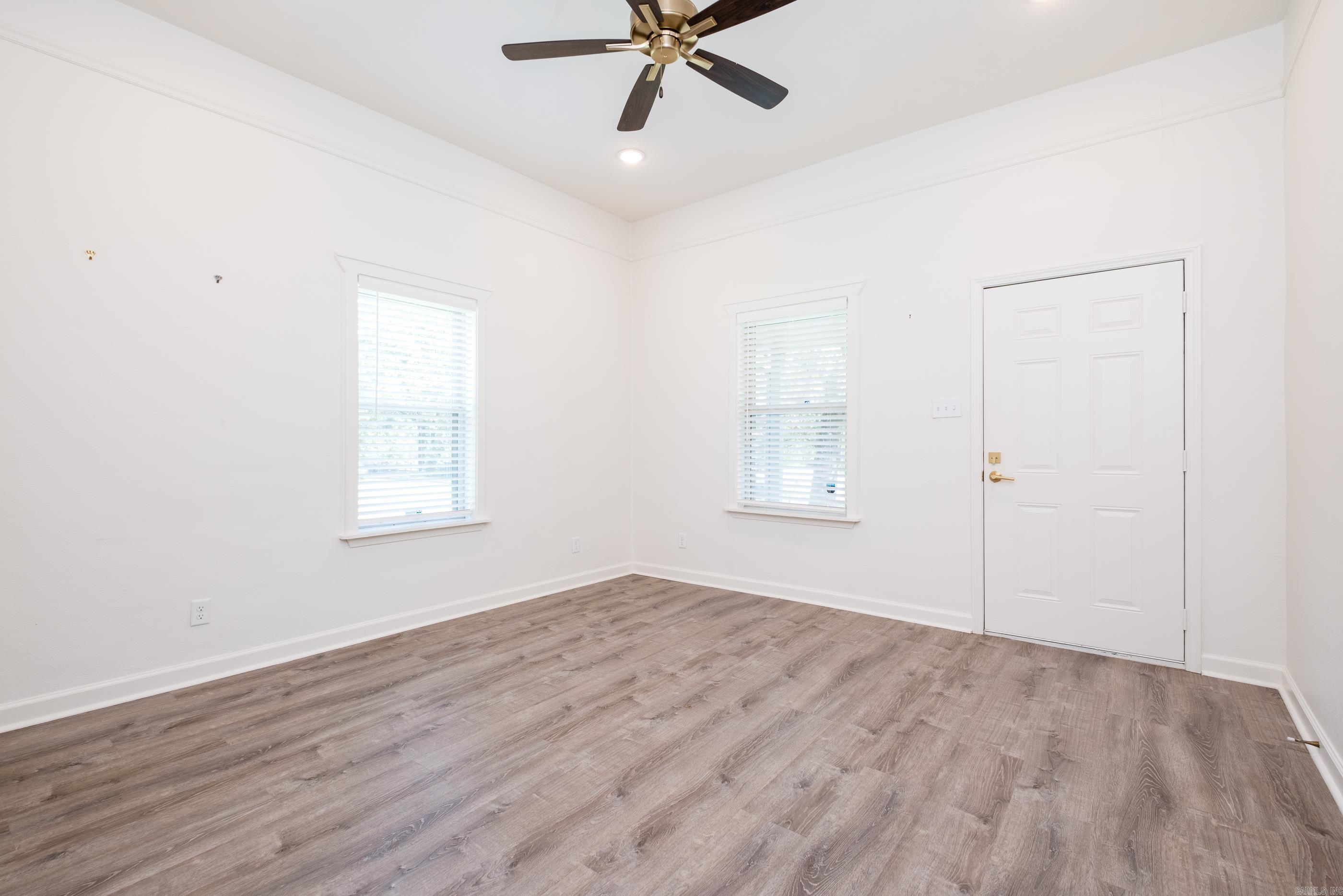 7800 Iowa Drive Property Photo 15