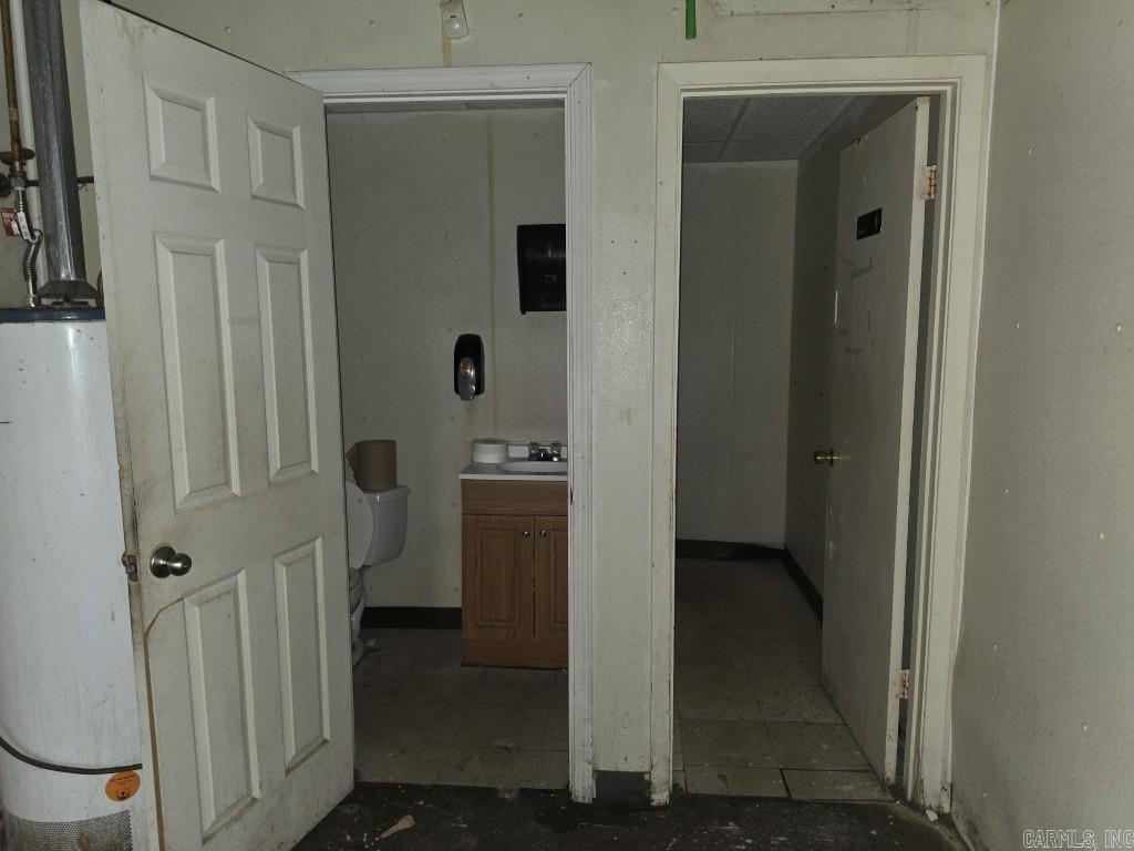 115 S Falls Blvd Property Photo 14