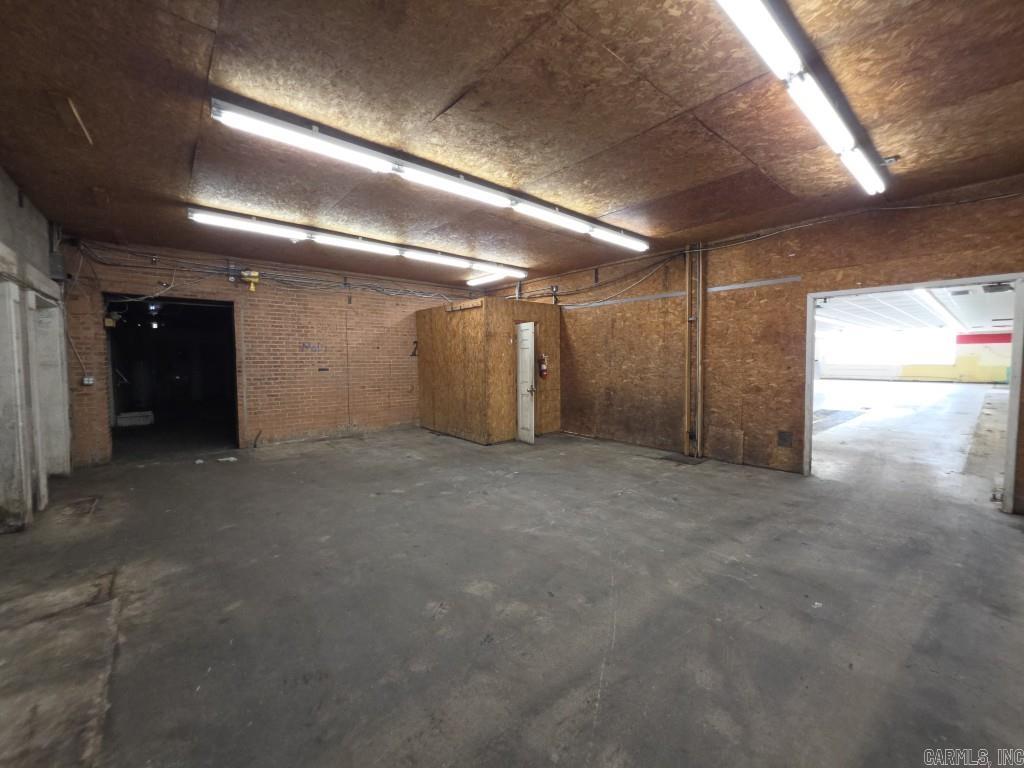 115 S Falls Blvd Property Photo 19