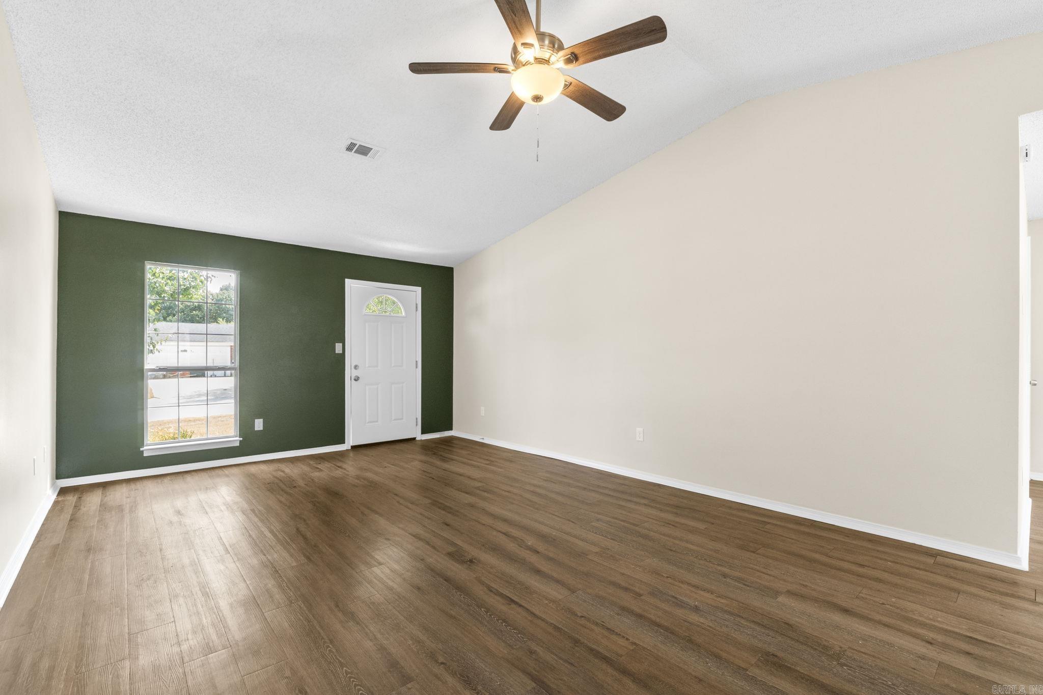 12902 Carousel Drive Property Photo 8