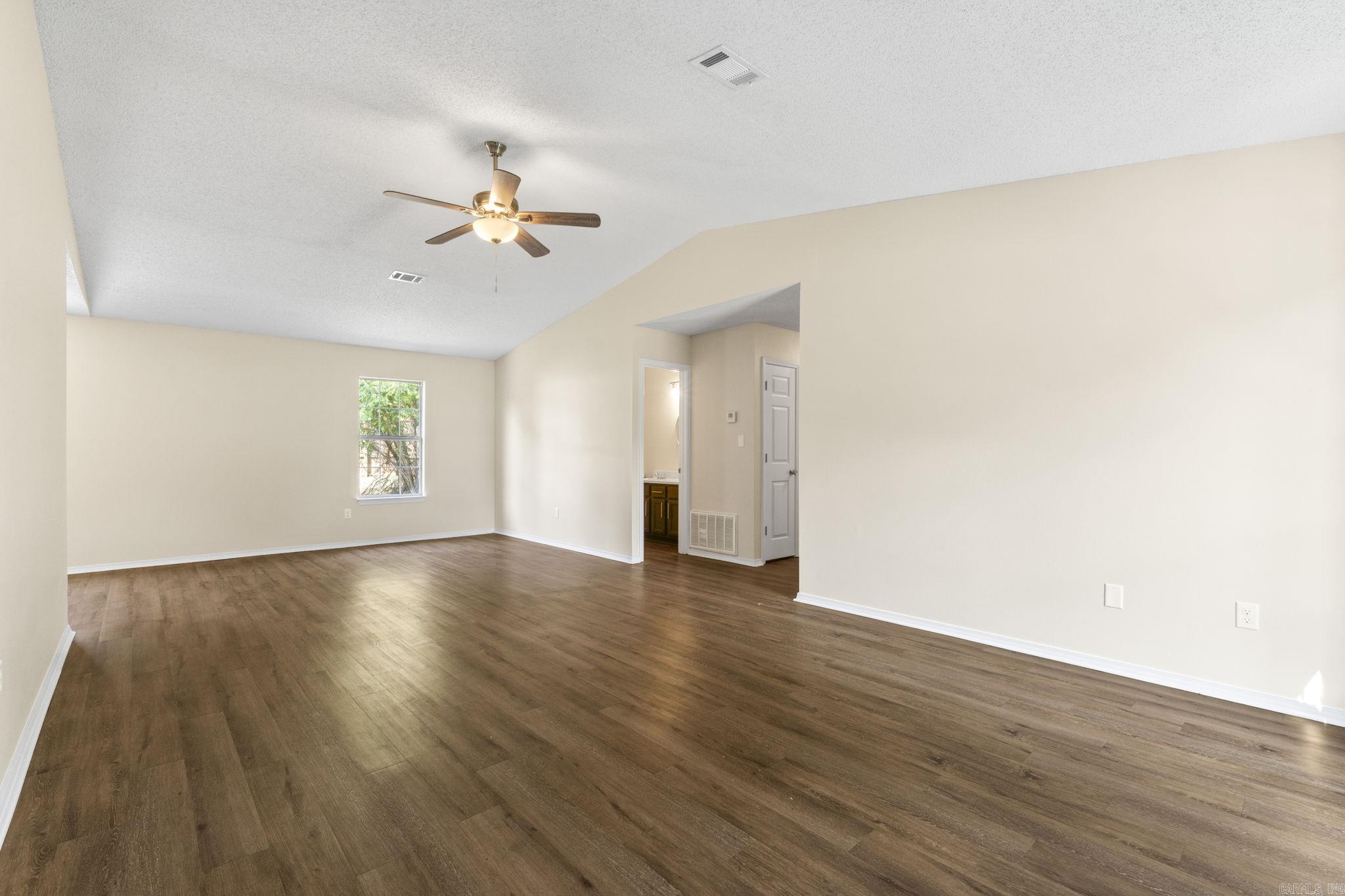 12902 Carousel Drive Property Photo 11