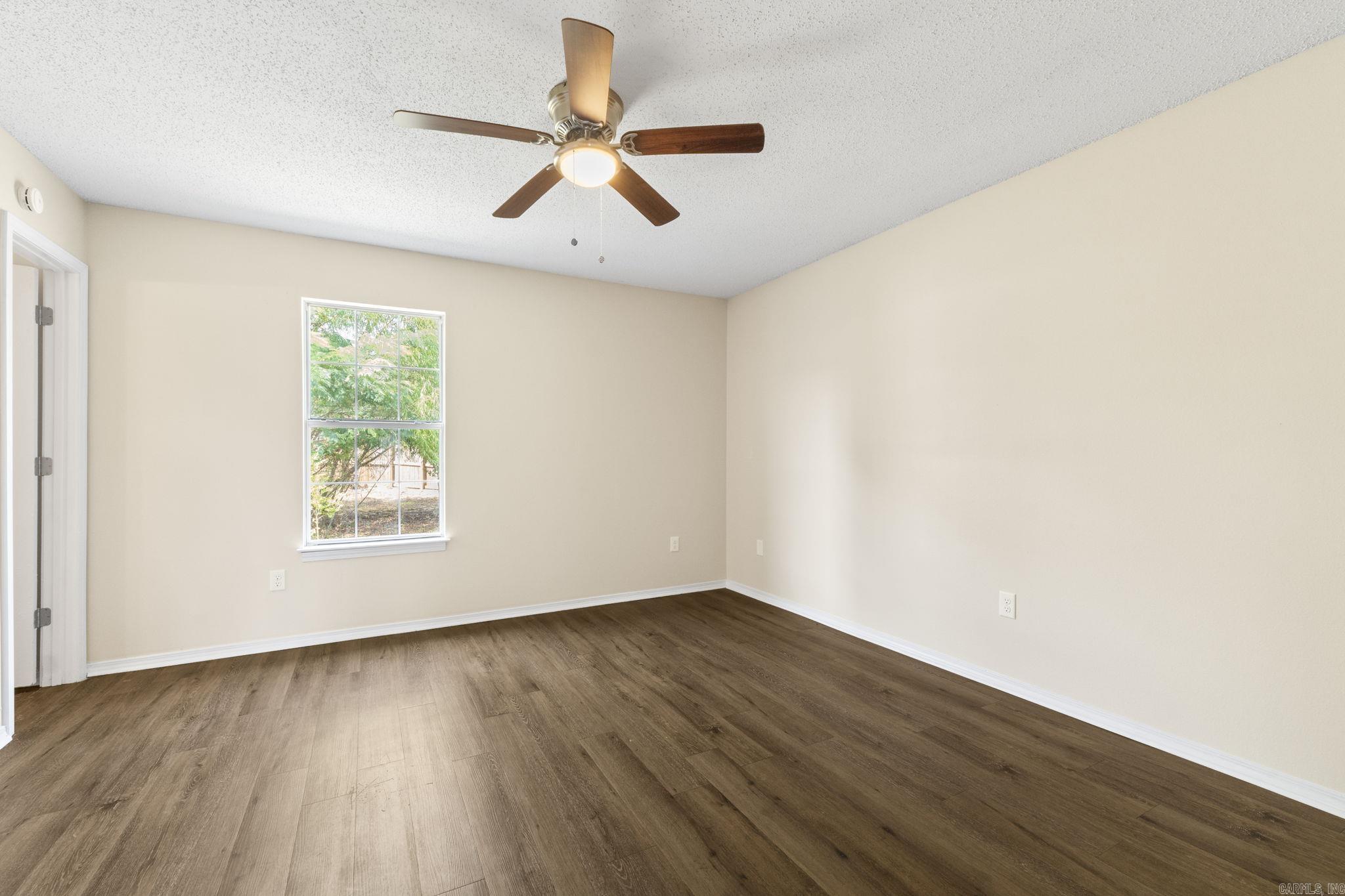 12902 Carousel Drive Property Photo 17