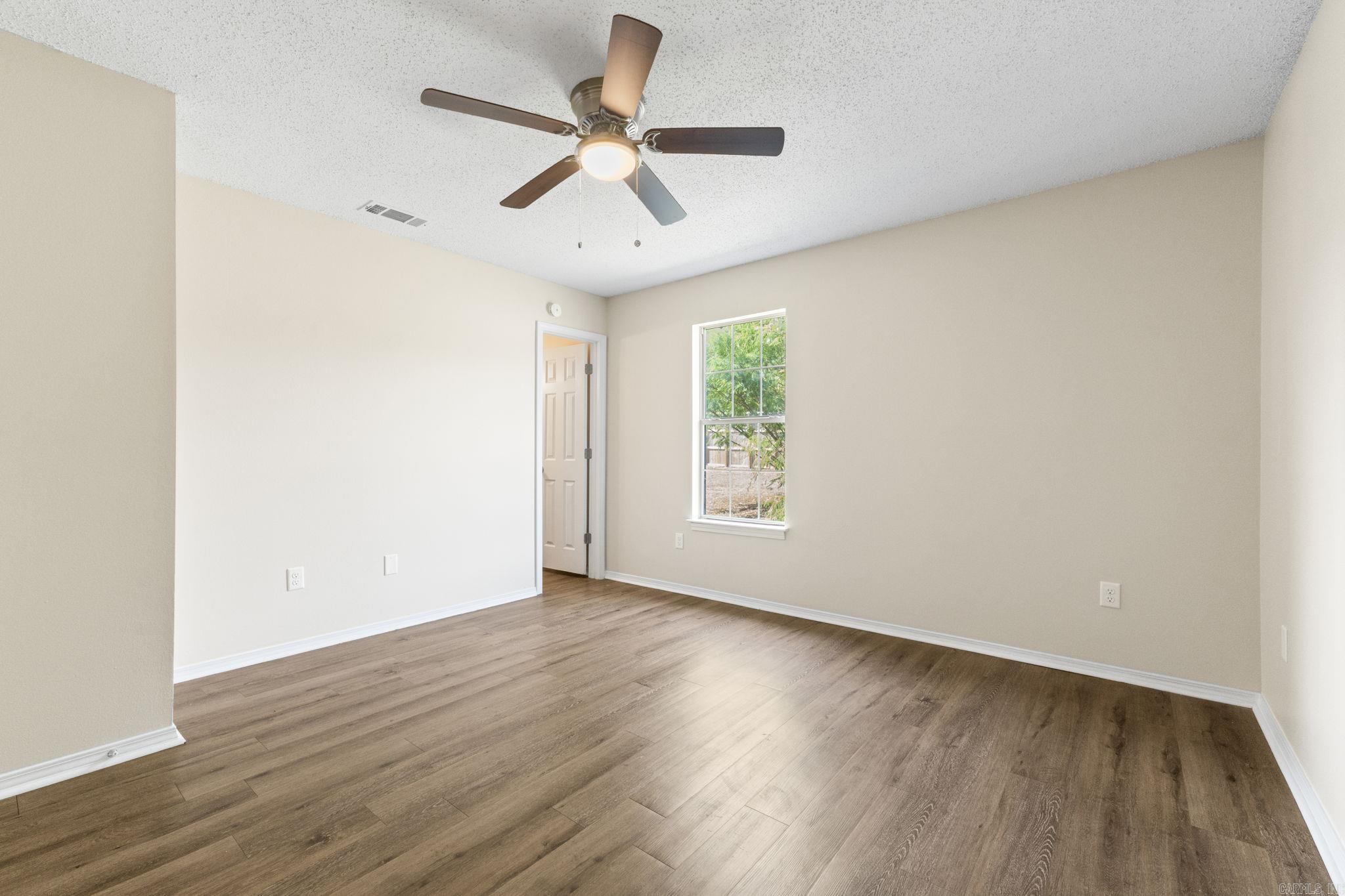 12902 Carousel Drive Property Photo 18