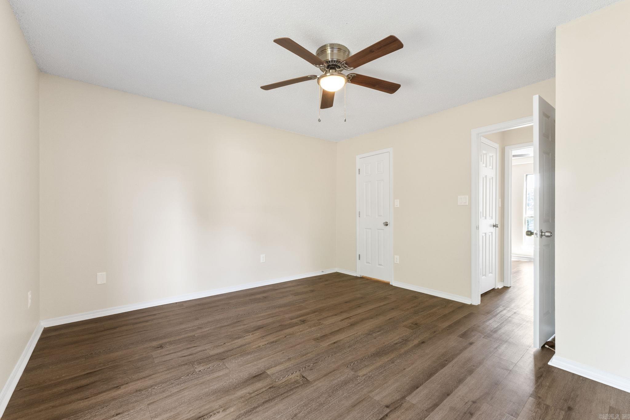12902 Carousel Drive Property Photo 19