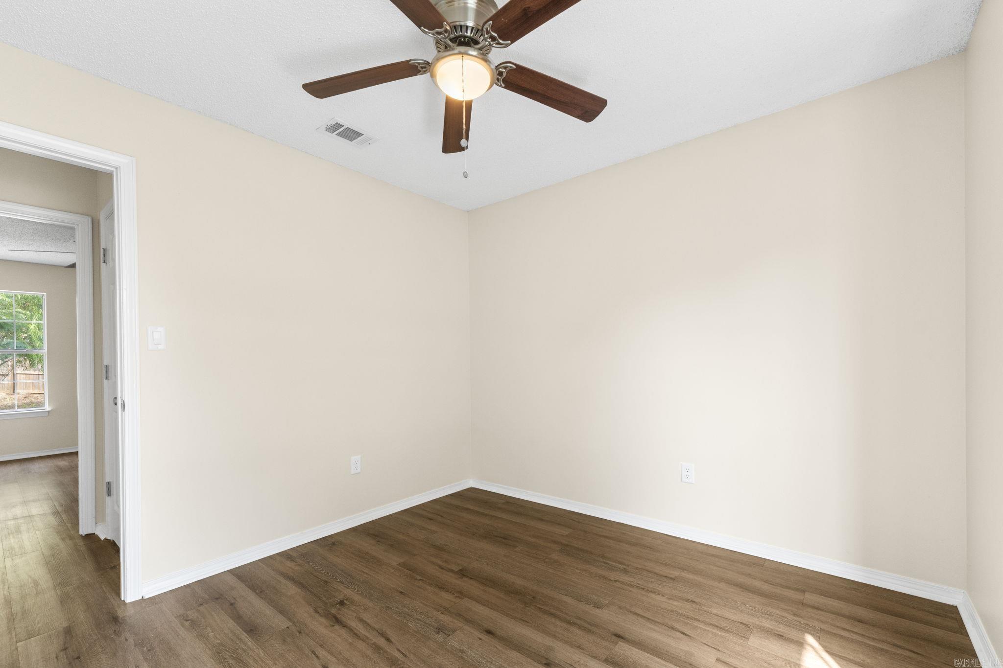 12902 Carousel Drive Property Photo 27
