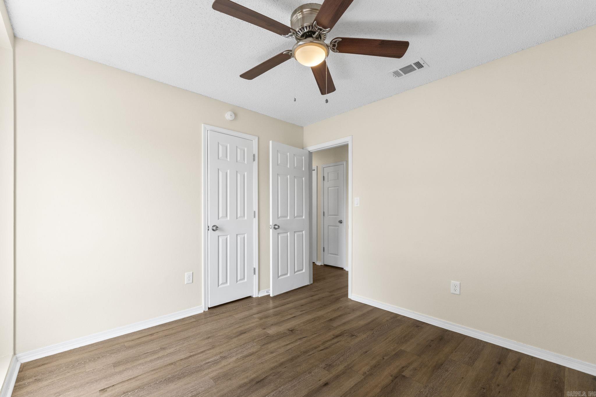 12902 Carousel Drive Property Photo 28