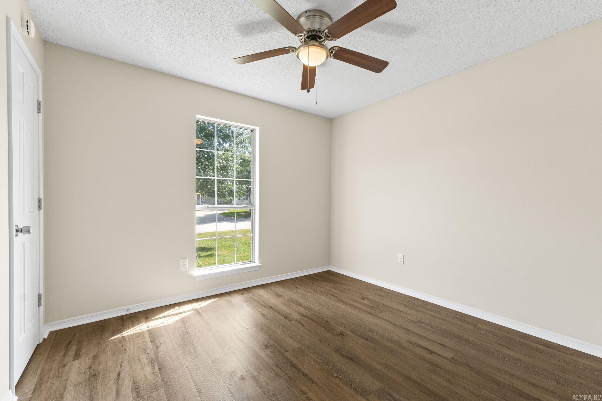 12902 Carousel Drive Property Photo 30