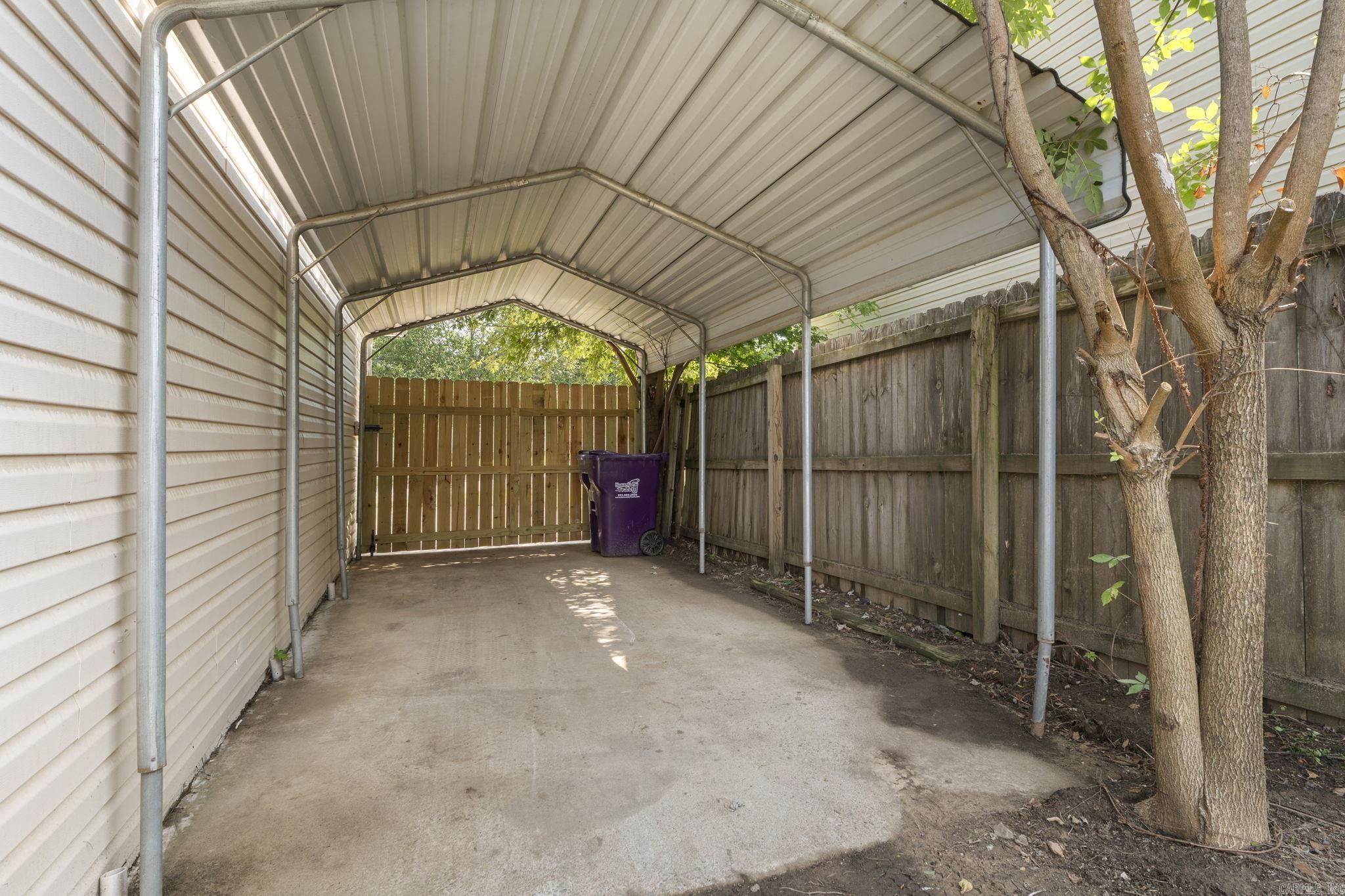 12902 Carousel Drive Property Photo 37
