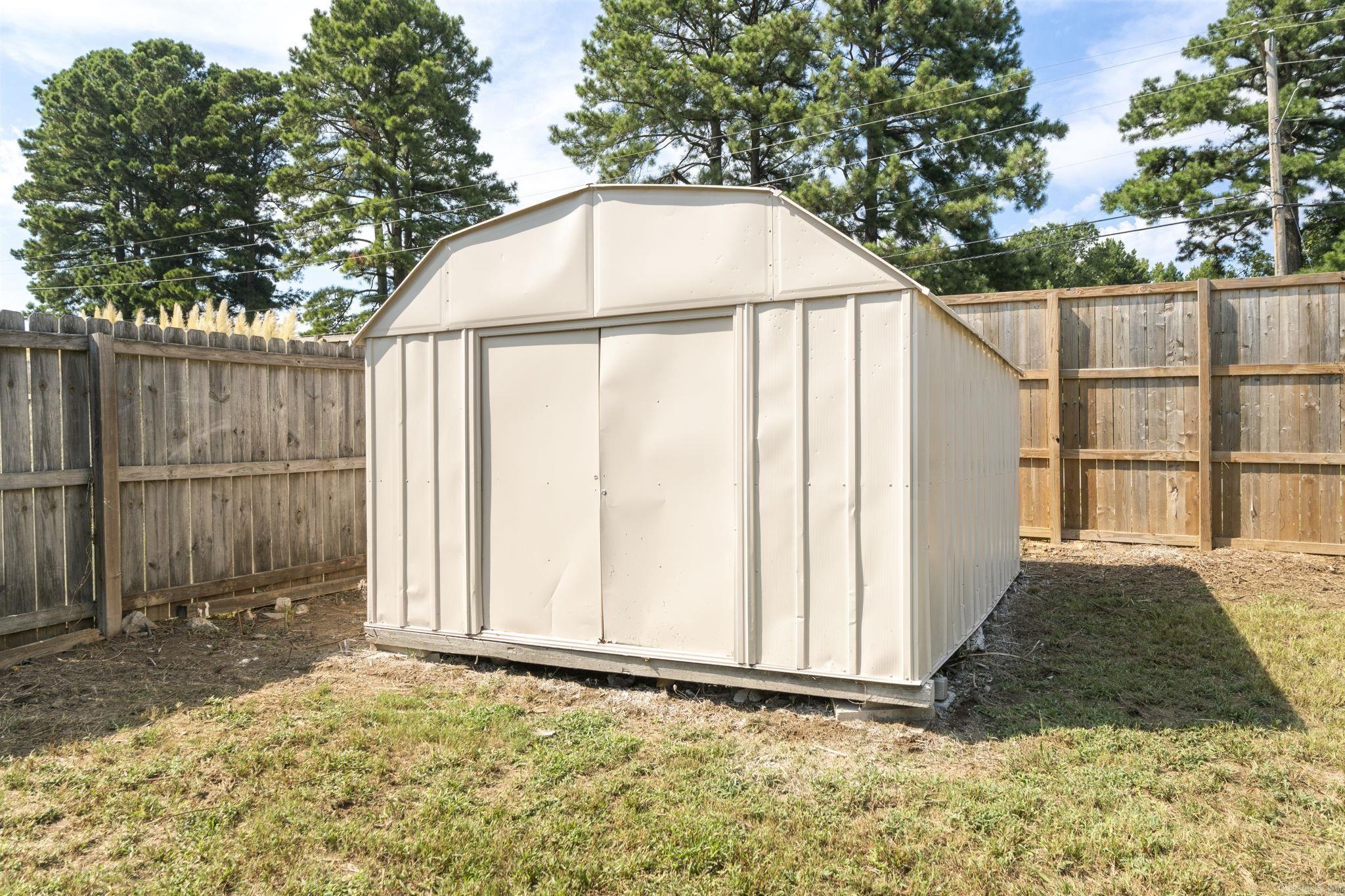 12902 Carousel Drive Property Photo 40