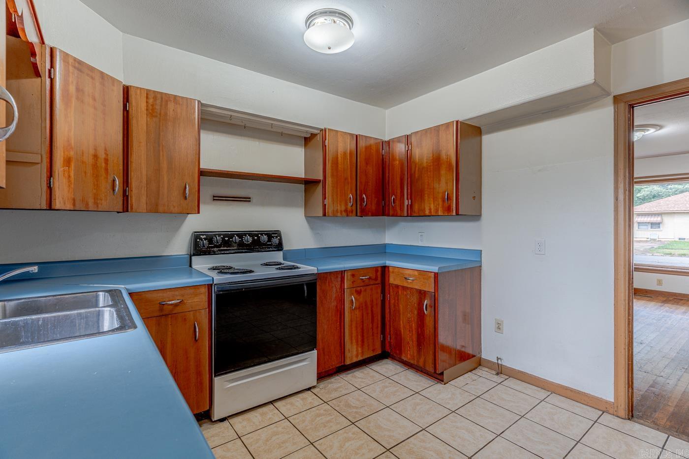 1318 Pardew St Property Photo 12