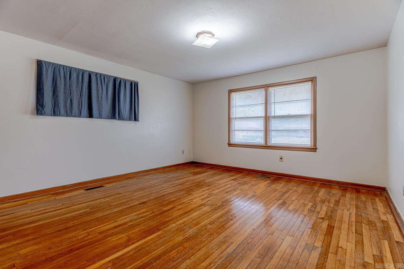 1318 Pardew St Property Photo 16