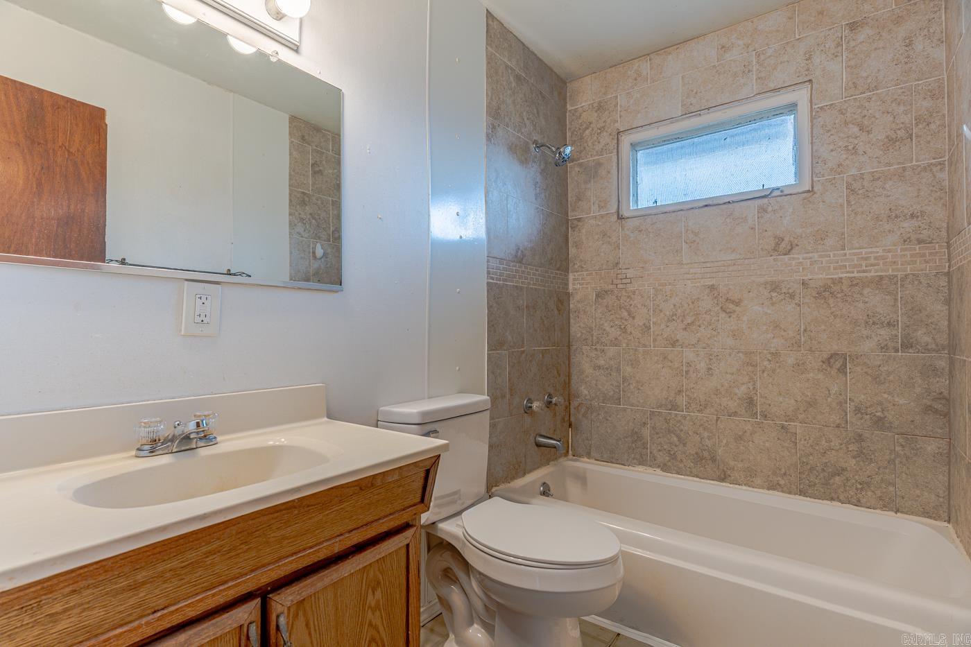 1318 Pardew St Property Photo 18