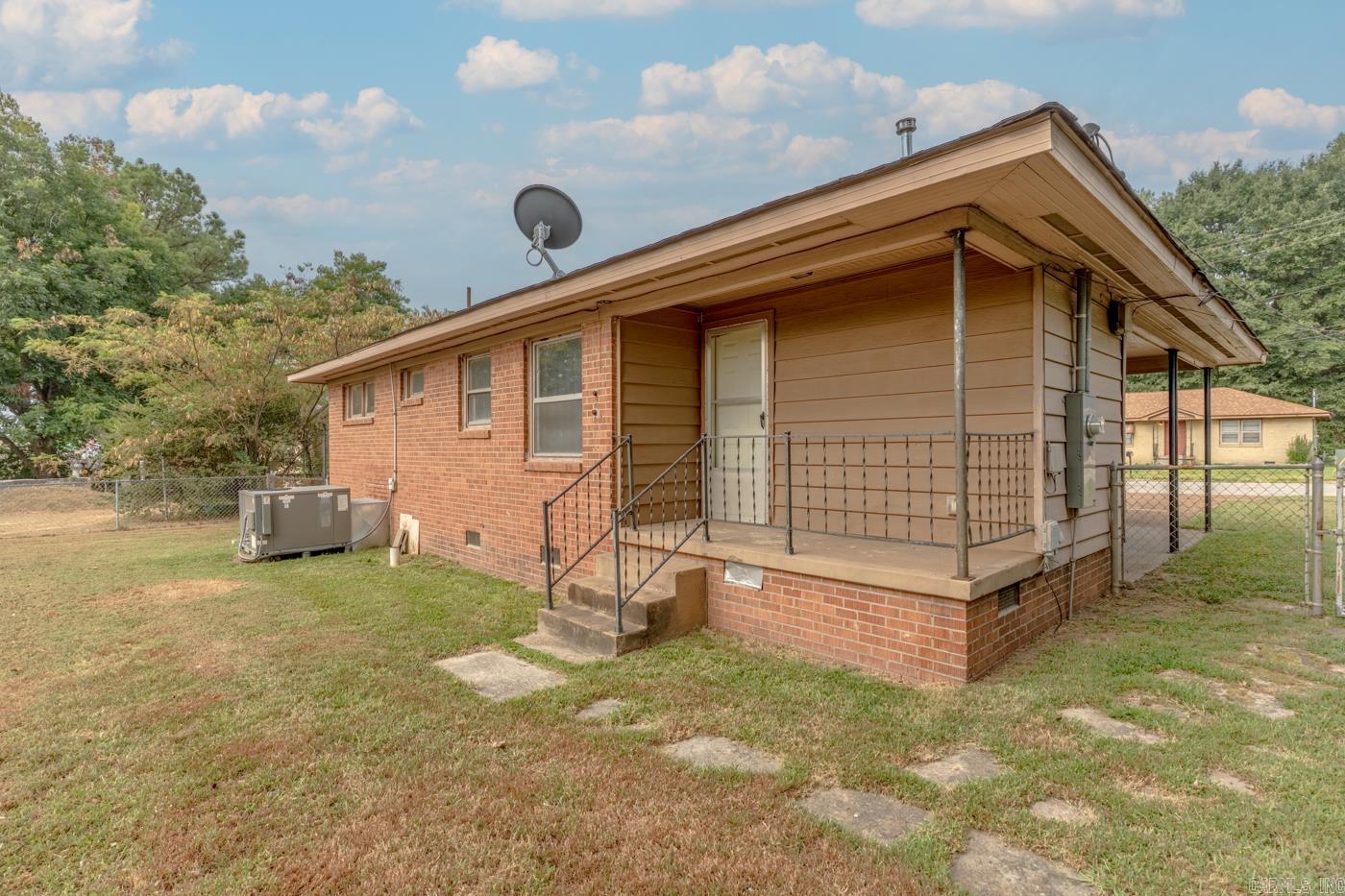 1318 Pardew St Property Photo 23