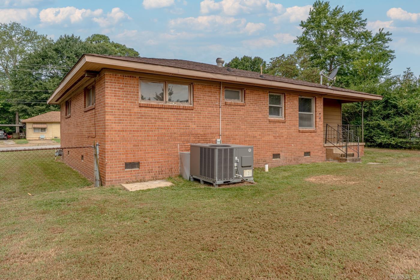 1318 Pardew St Property Photo 24