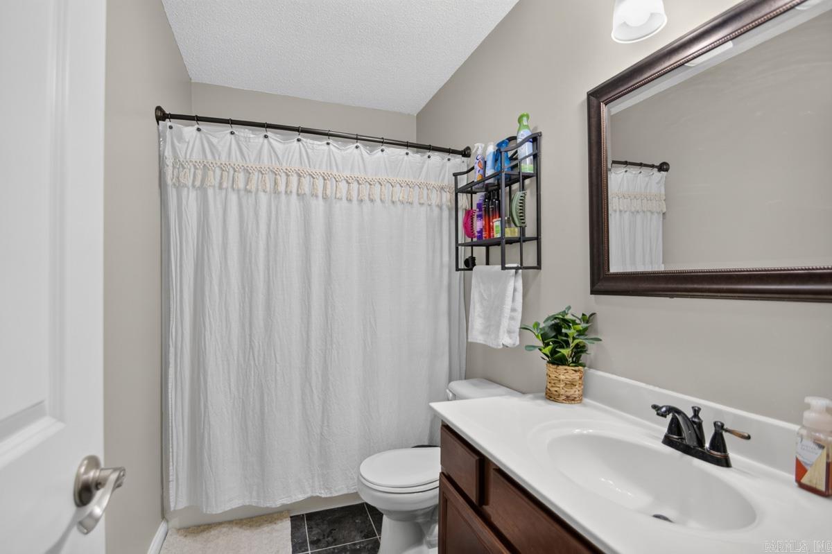 8201 Oak Ridge Road Property Photo 15