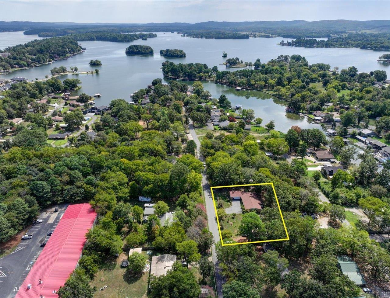 186 Echo Point Property Photo 4