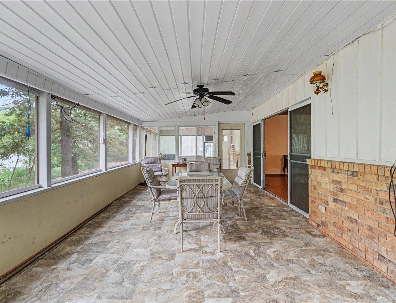 186 Echo Point Property Photo 17