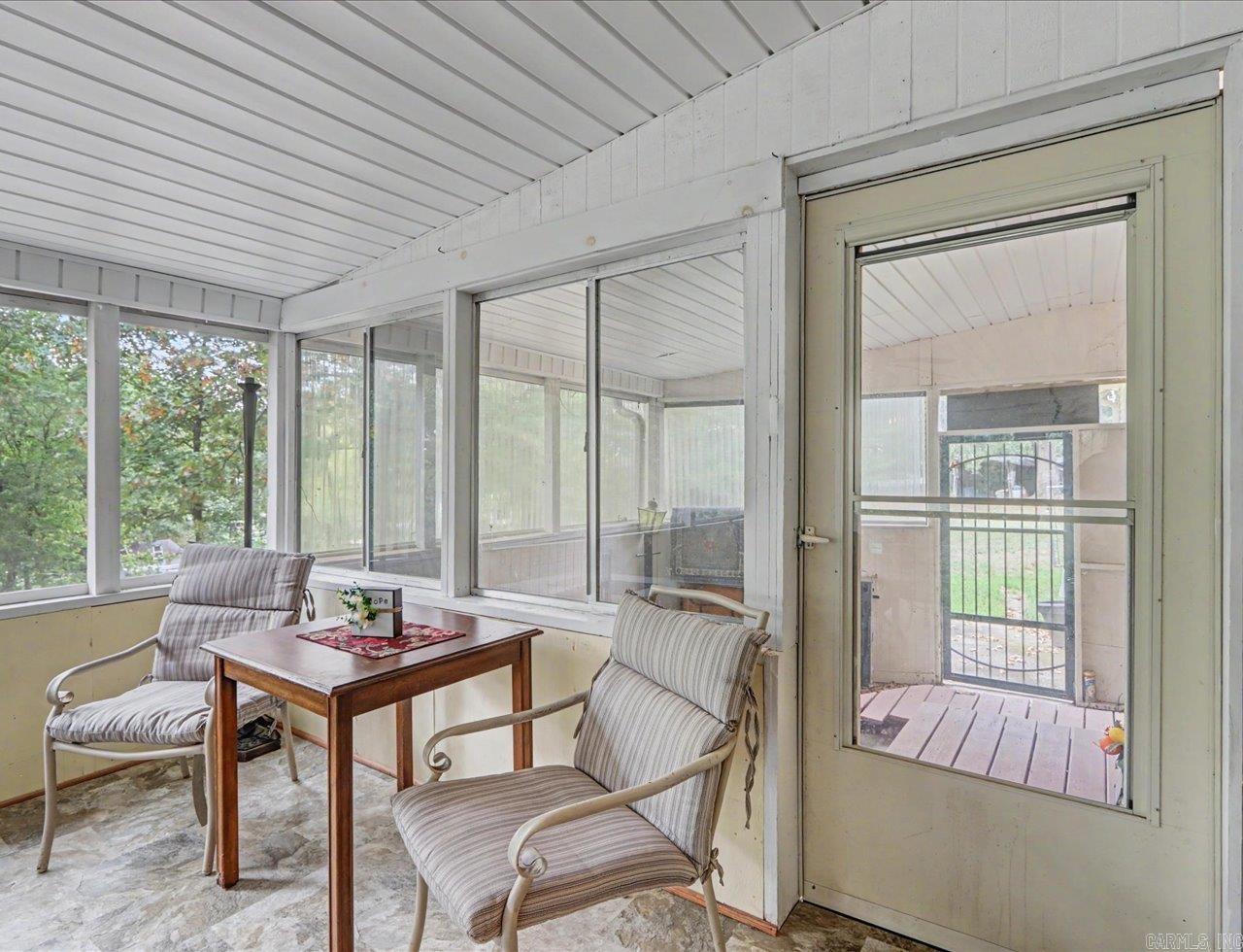 186 Echo Point Property Photo 19