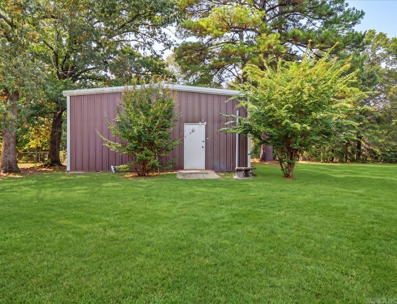 186 Echo Point Property Photo 37