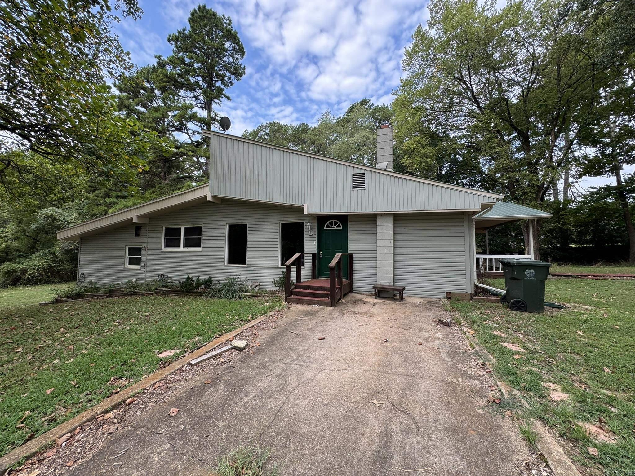 40 Lorene Street Property Photo 15