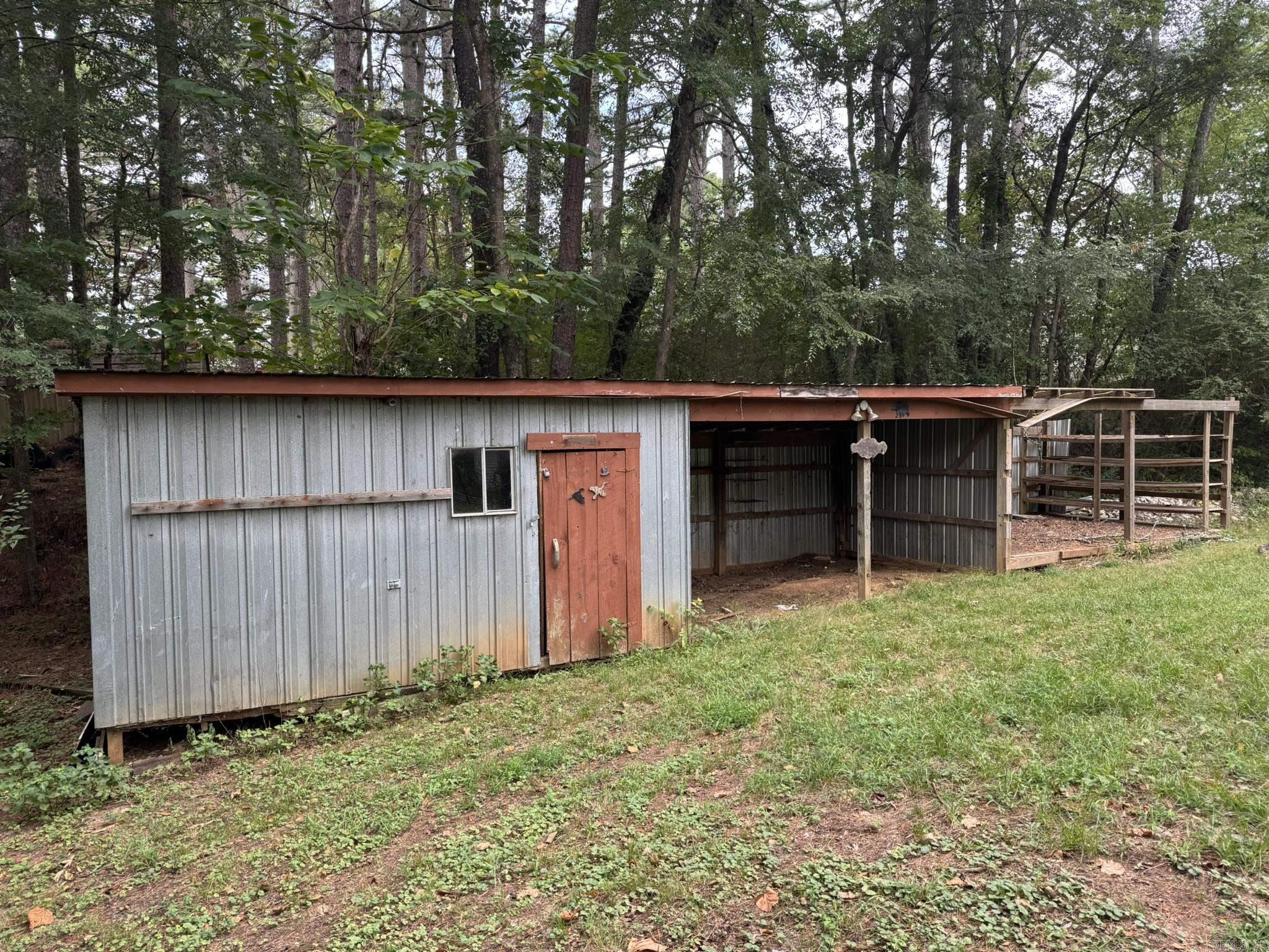 40 Lorene Street Property Photo 17