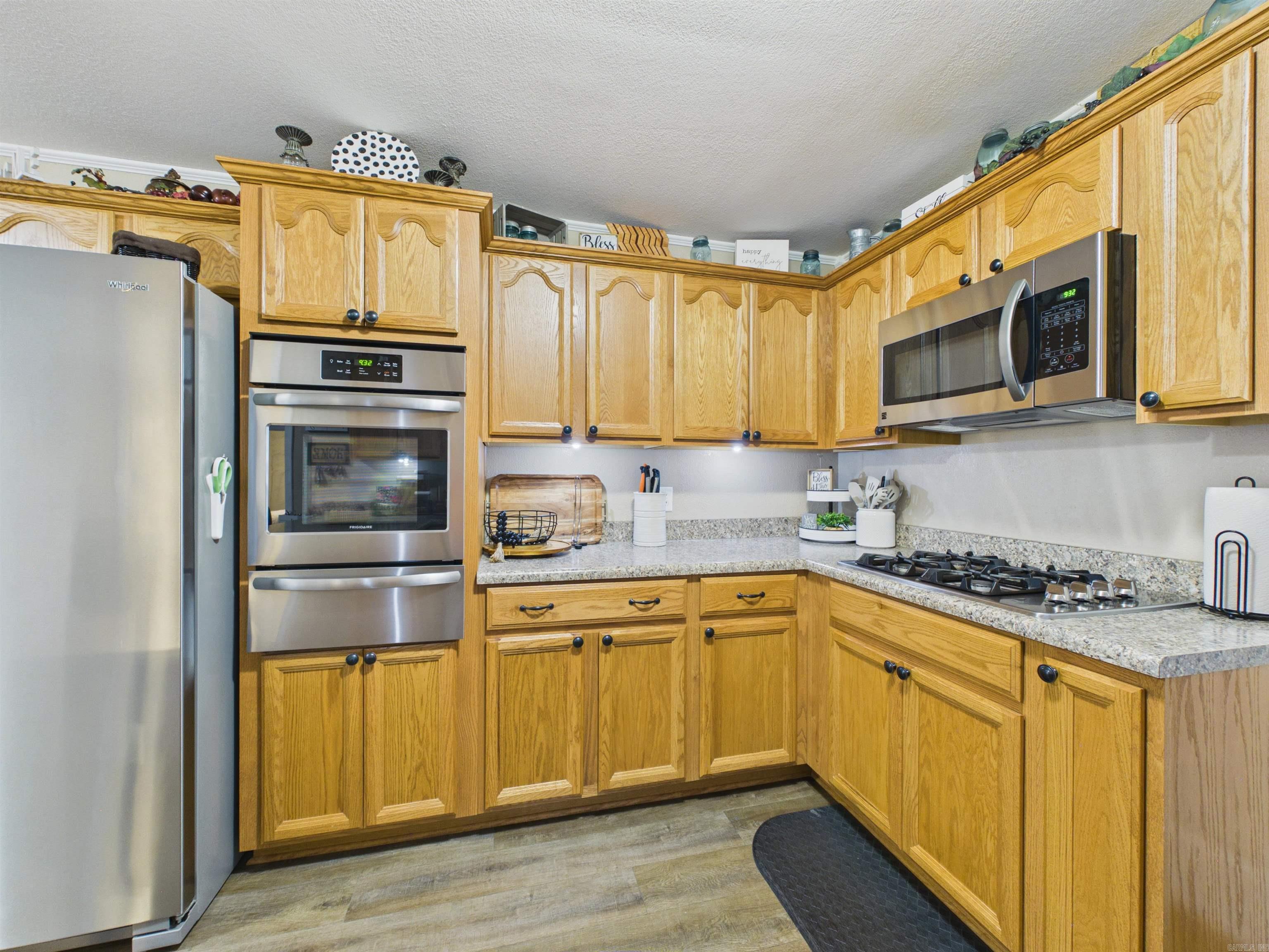 619 E Center Property Photo 11