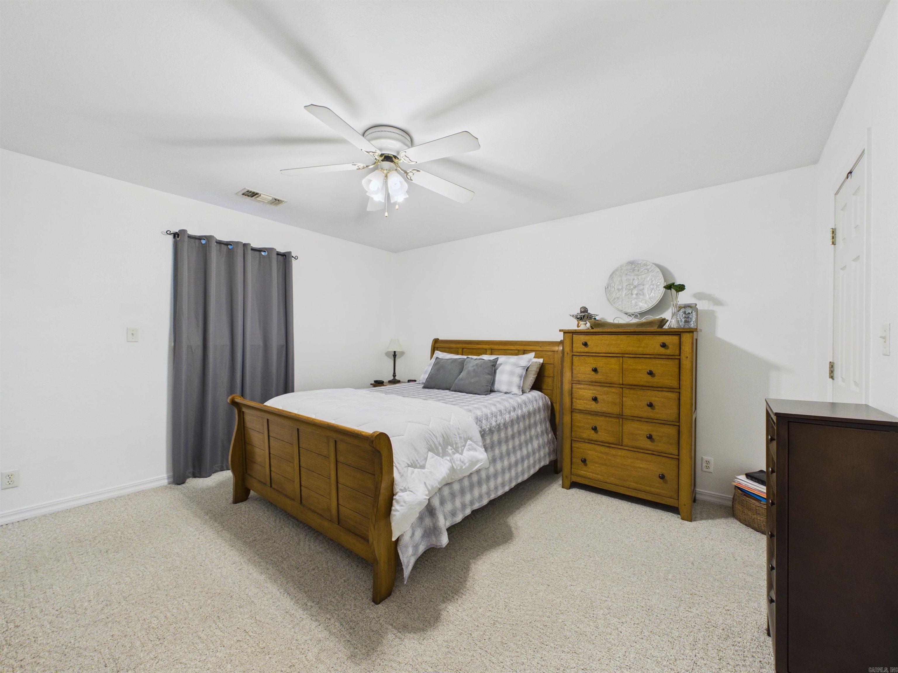 619 E Center Property Photo 23