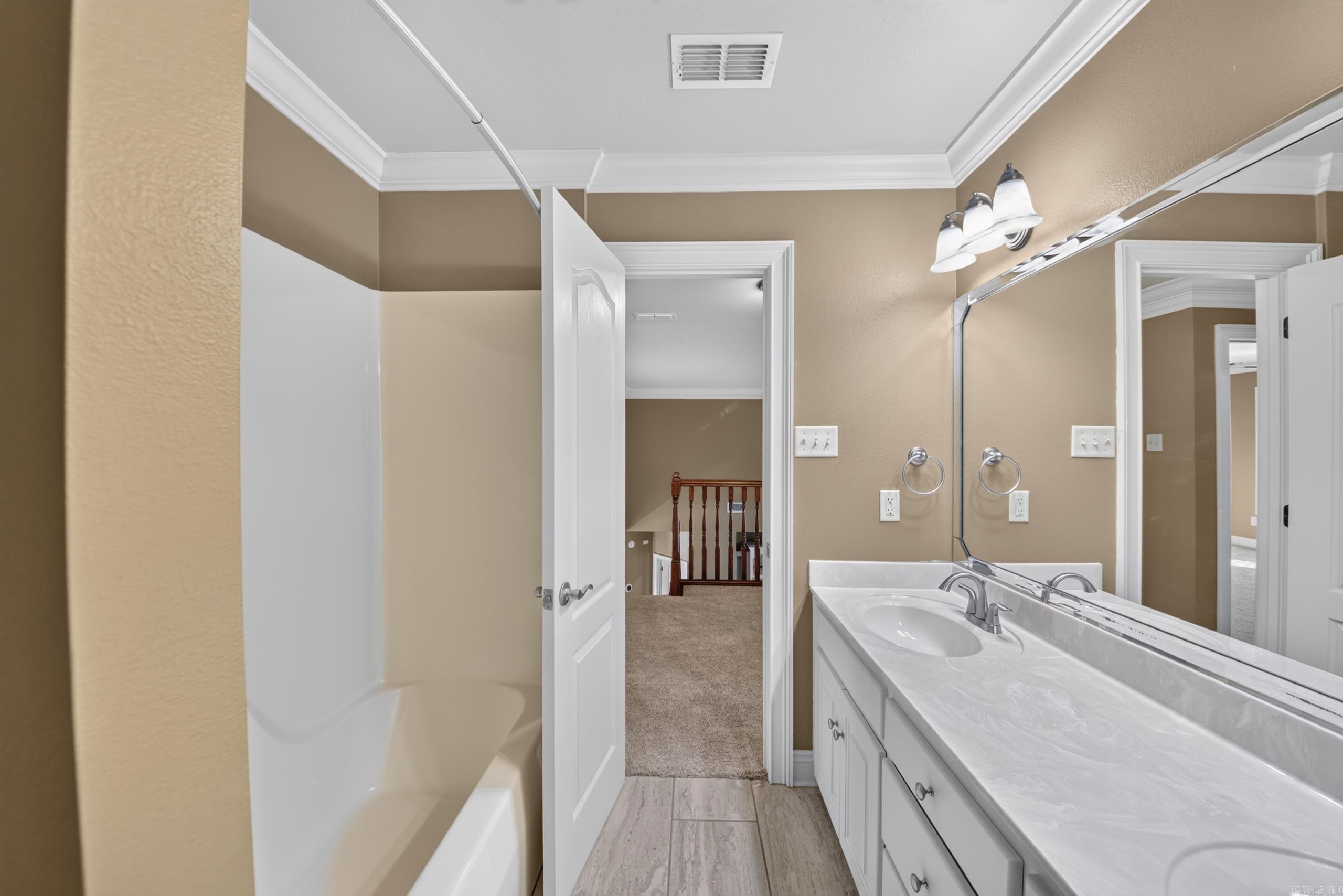 20 Wellington Place Property Photo 33
