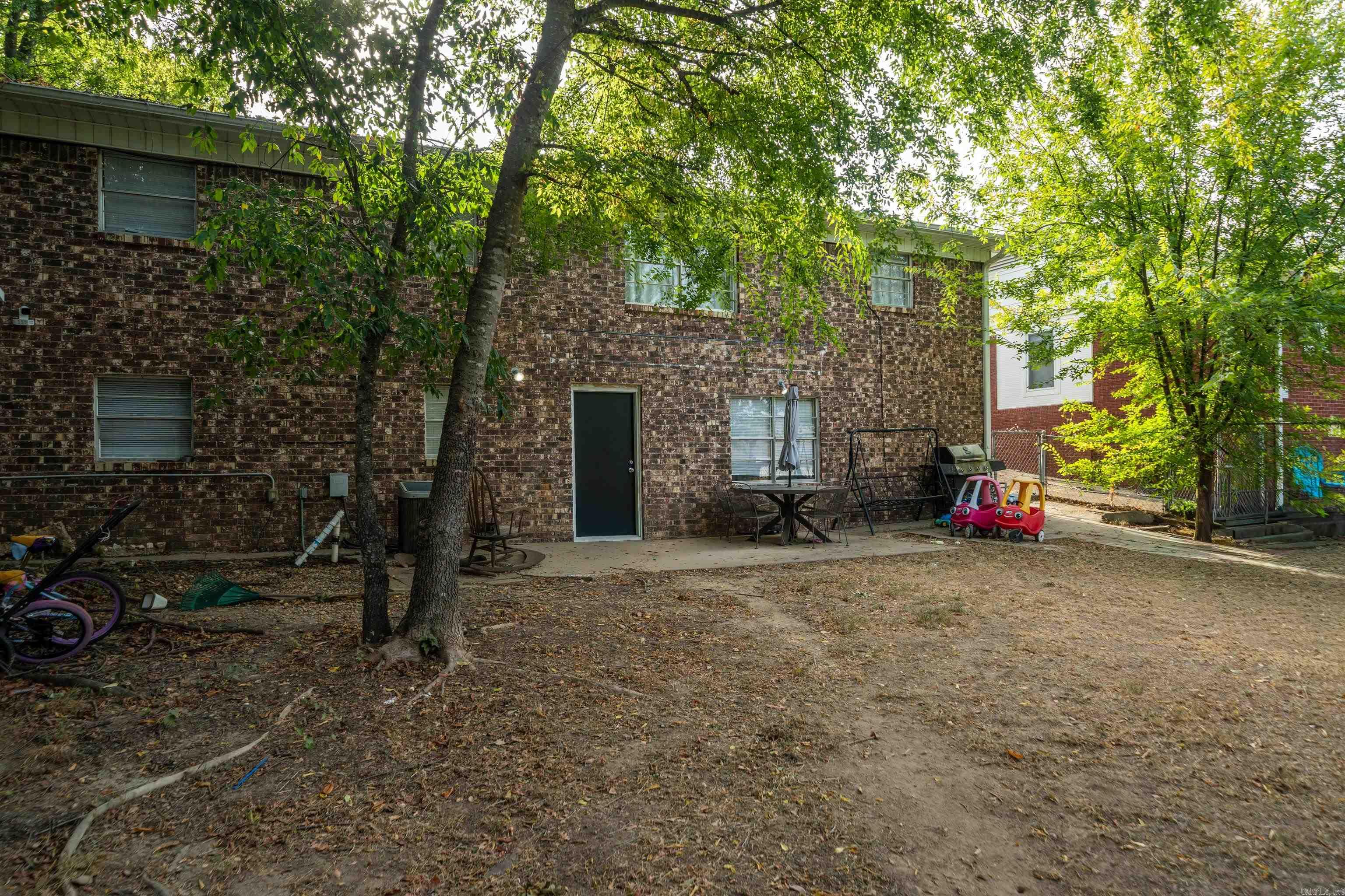 104 Clyde Property Photo 36
