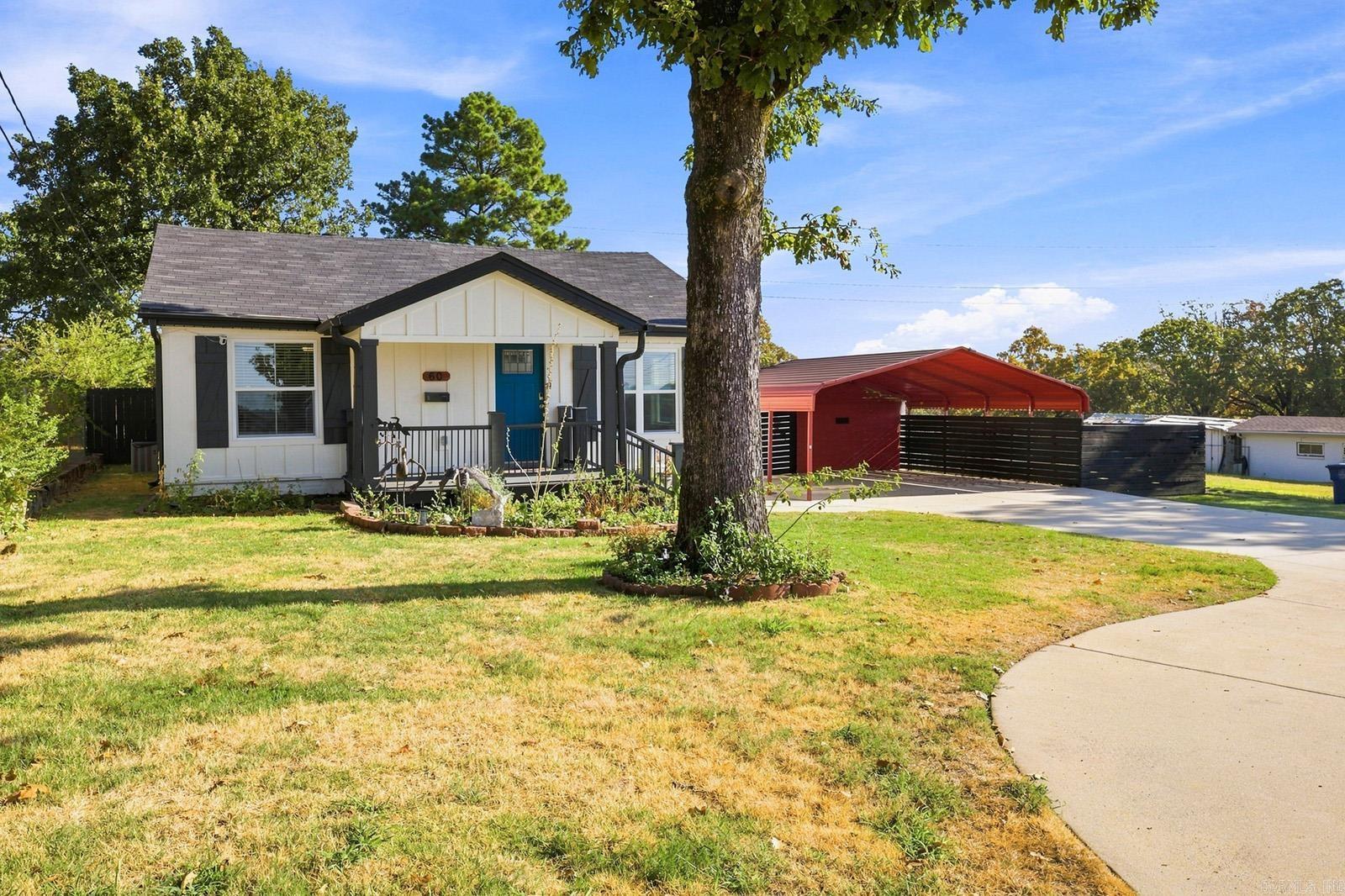 60 Sunset Drive Property Photo 1