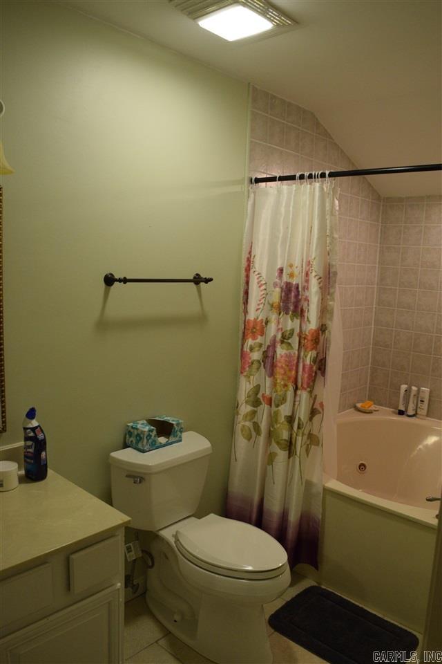 101 Woodcove Drive Property Photo 33