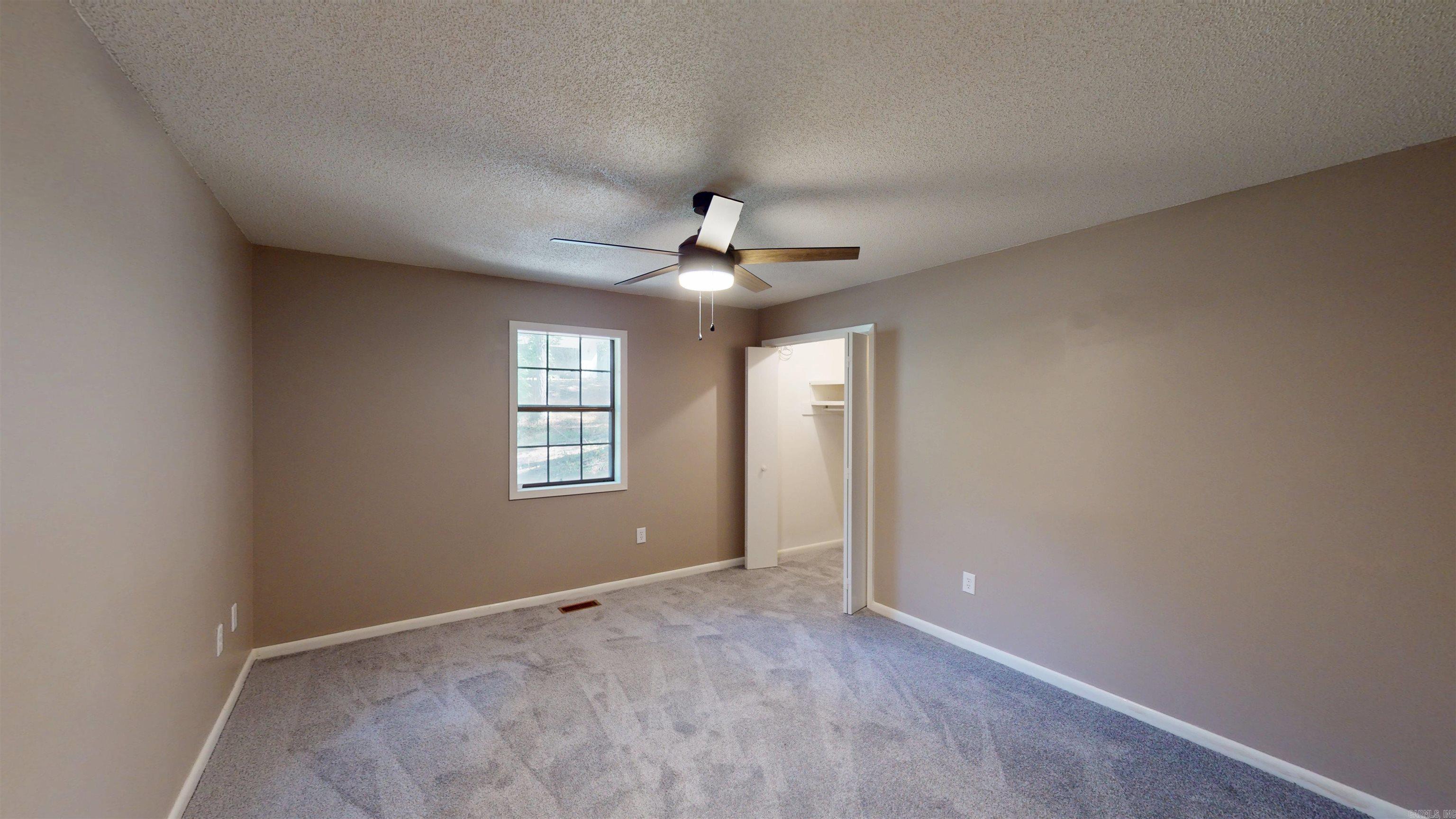 911 Roselee Drive Property Photo 15
