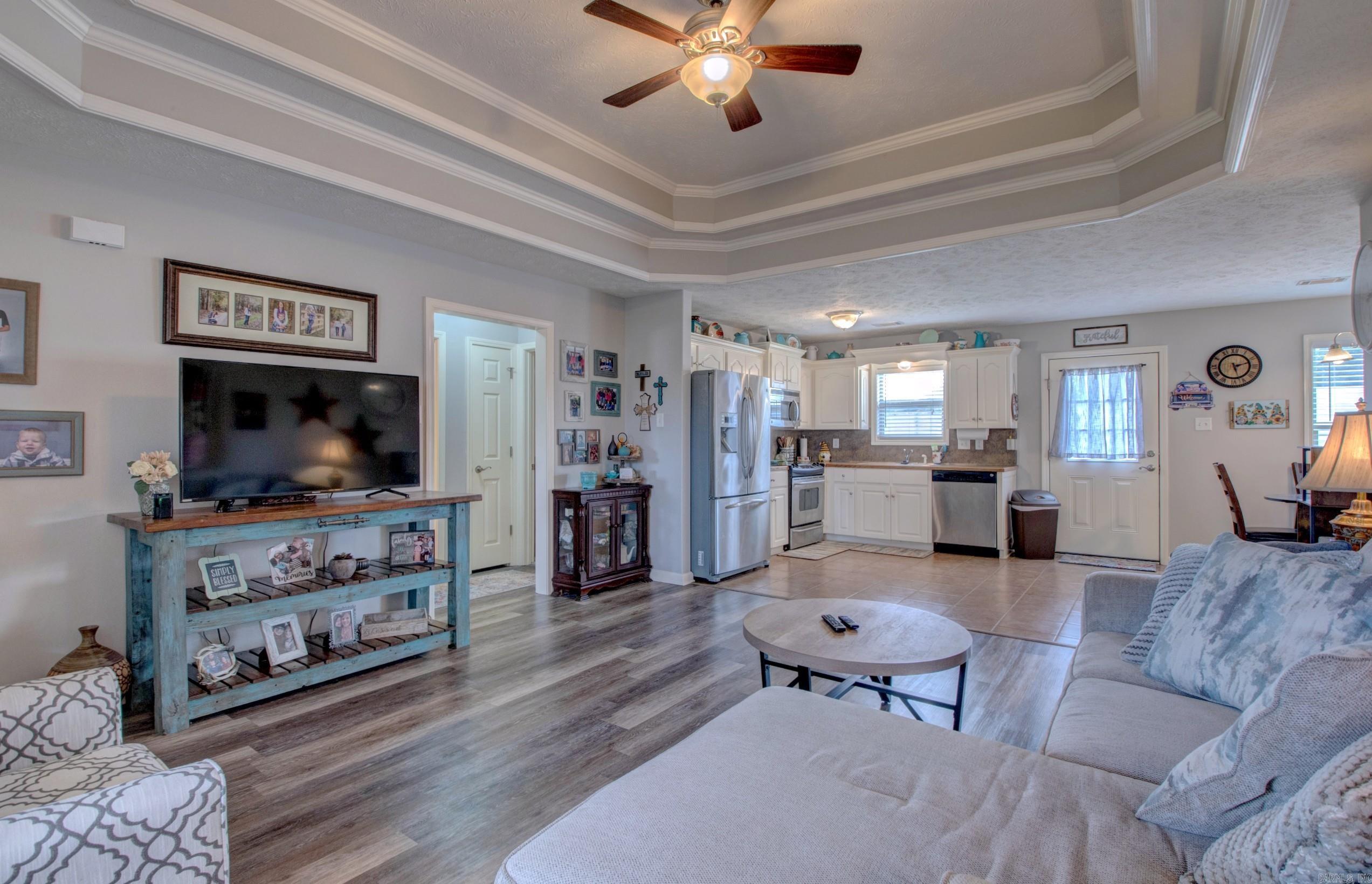 32 Seminole Circle Property Photo 5