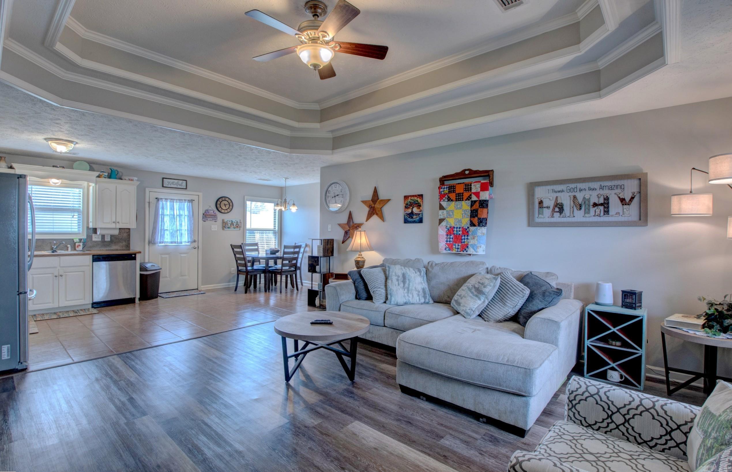 32 Seminole Circle Property Photo 6